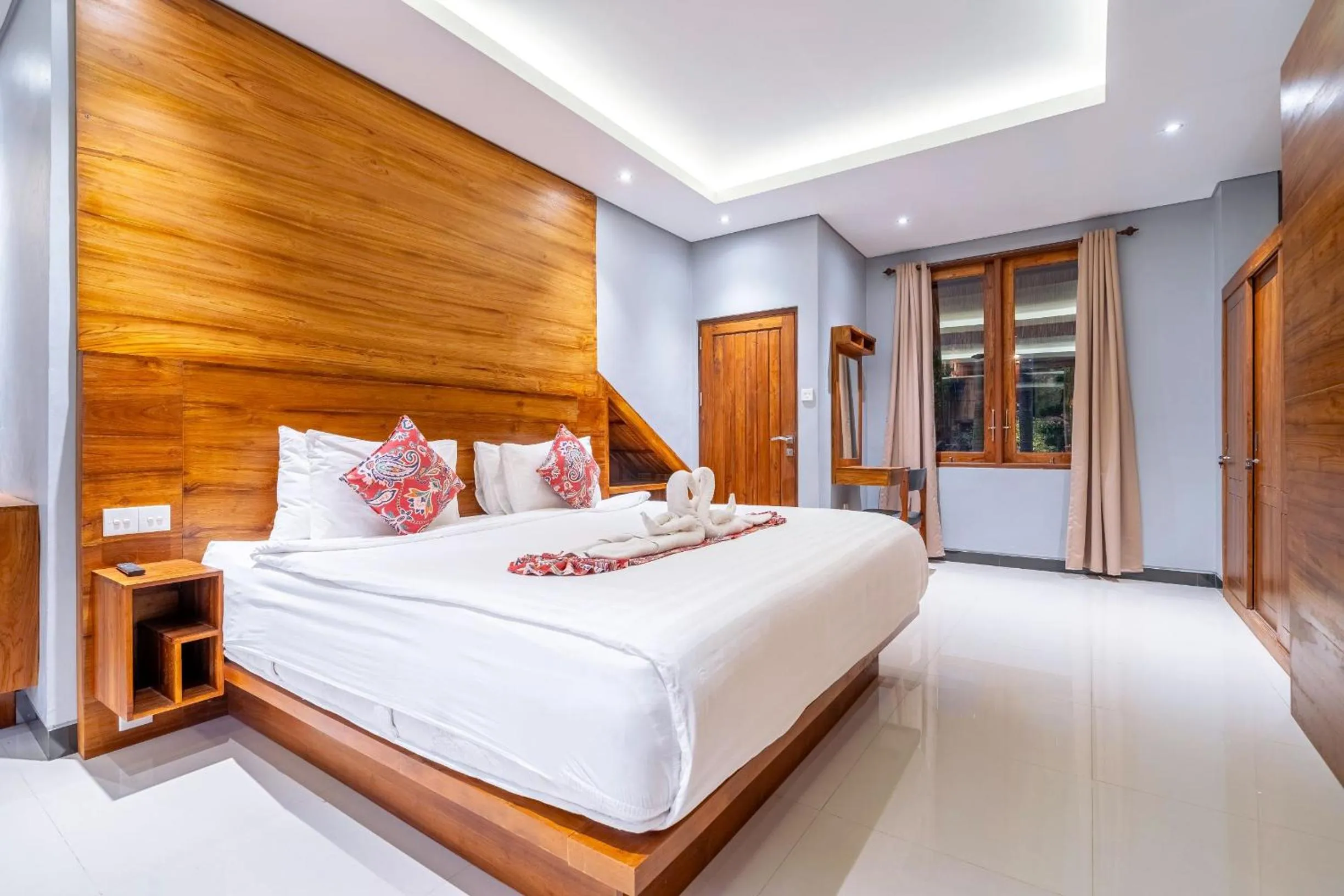 Bed in Maru Fortuna Villa by Moria