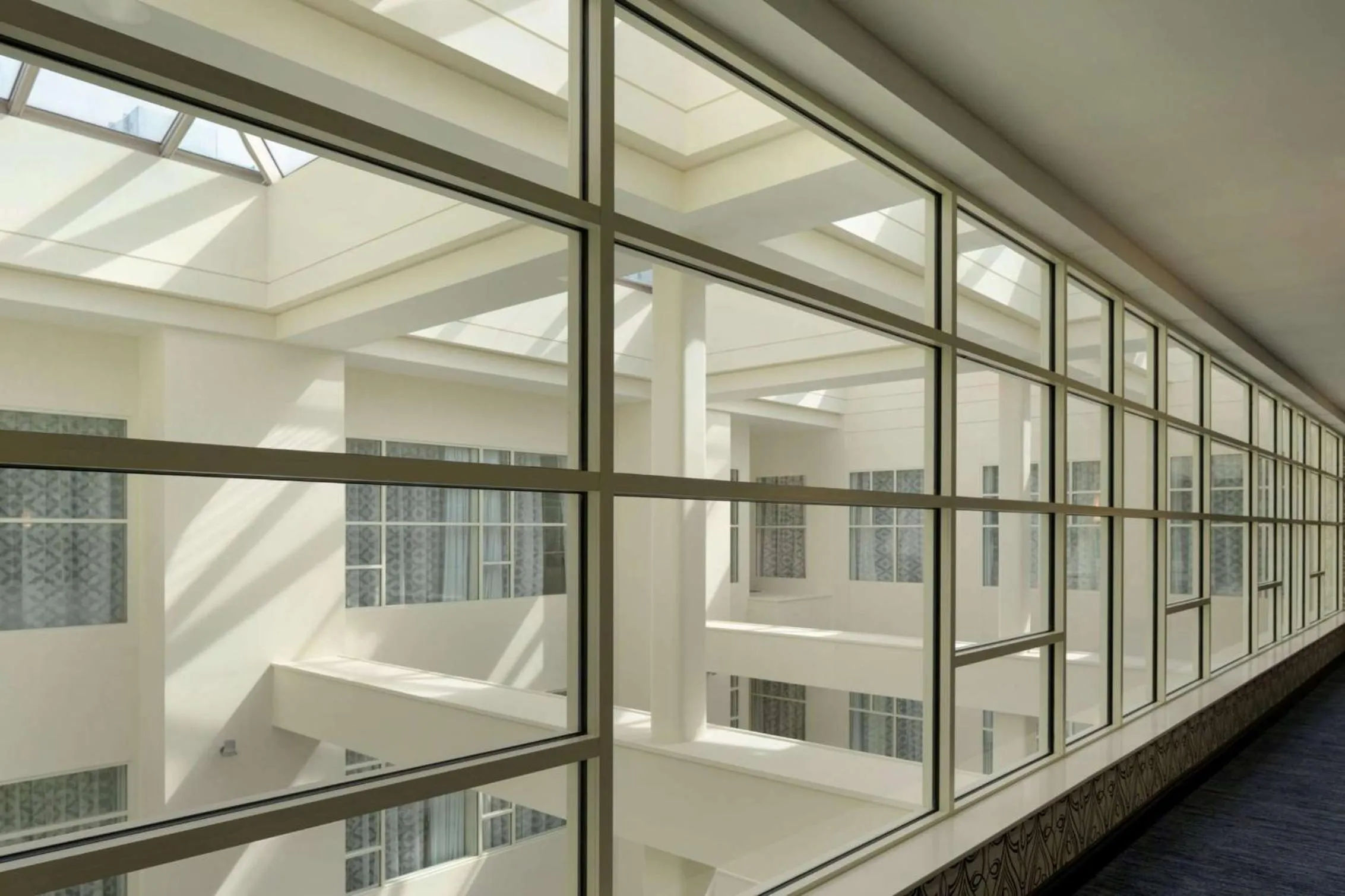 Lobby or reception in Embassy Suites Louisville Downtown