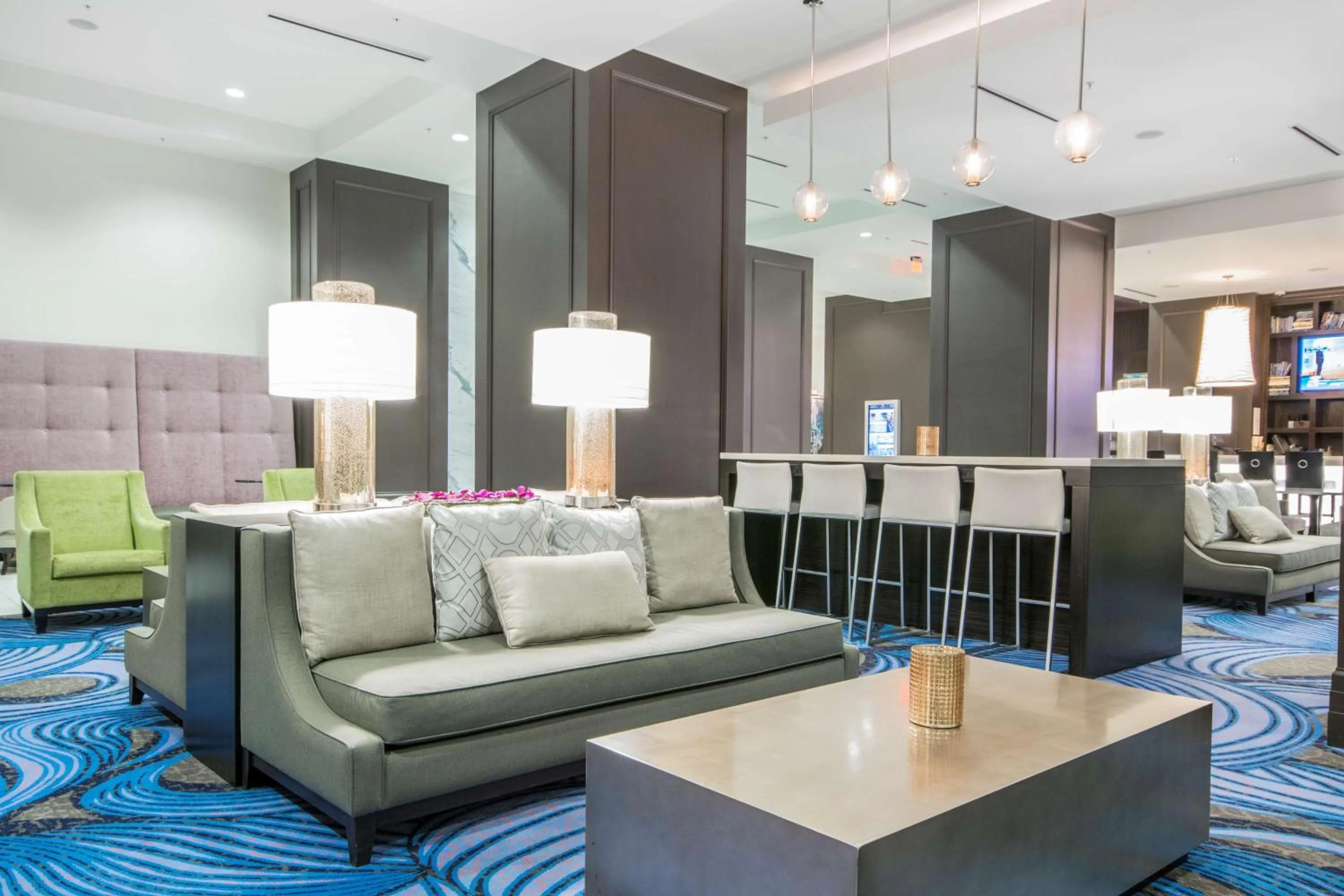 Lobby or reception in Embassy Suites Louisville Downtown