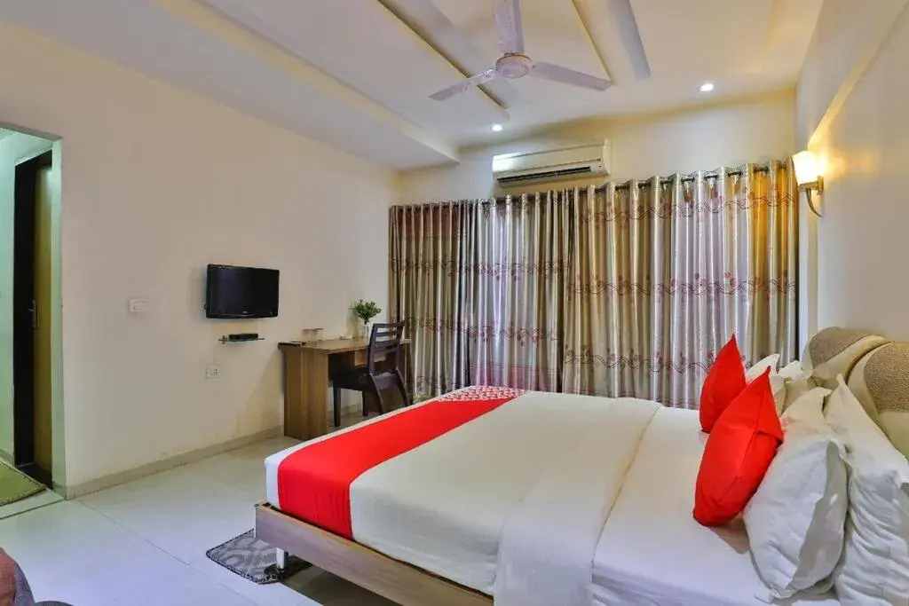 Bed in Biznotel by Pride Bharuch Bed in Biznotel by Pride Bharuch