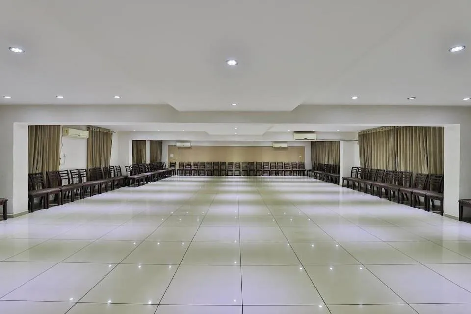 Biznotel by Pride Bharuch