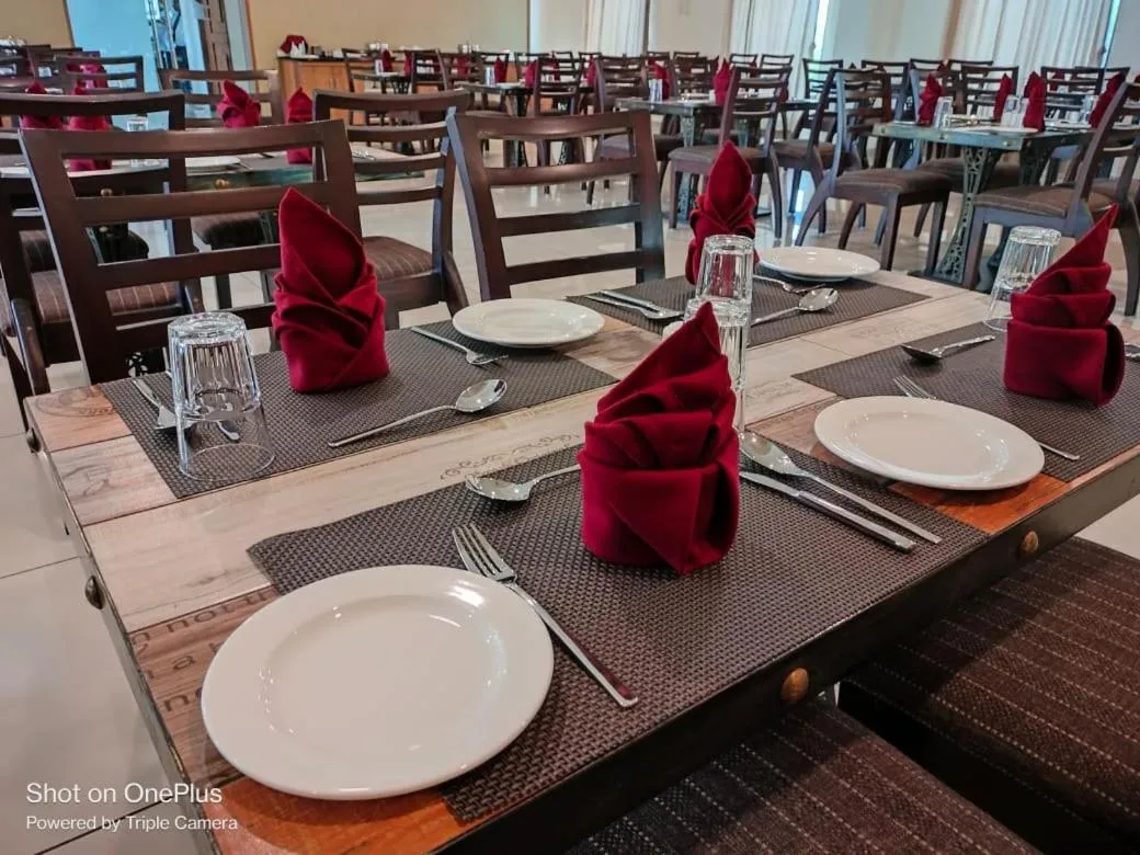 Biznotel by Pride Bharuch