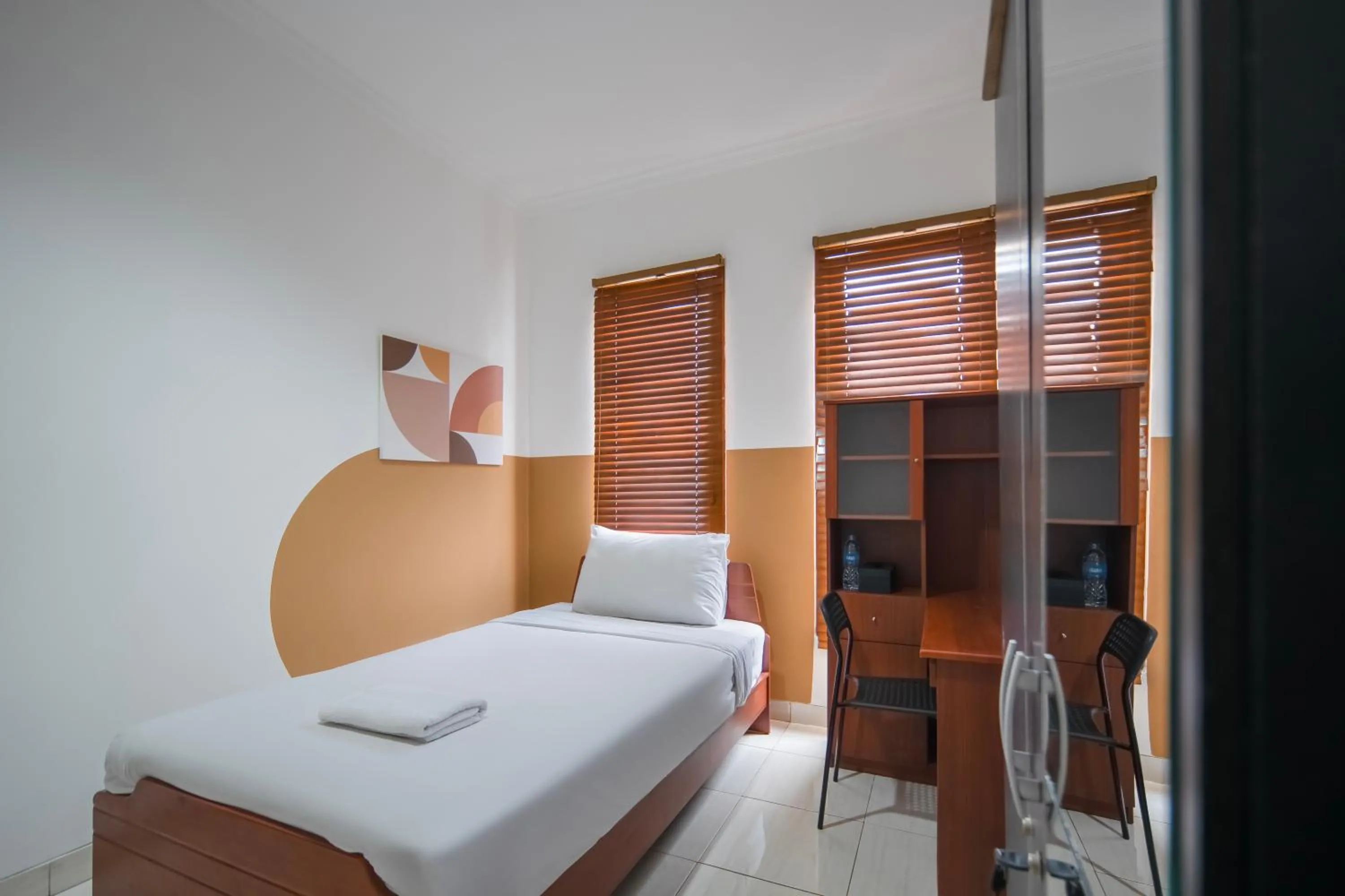 Bedroom, Bed in Cove Melita