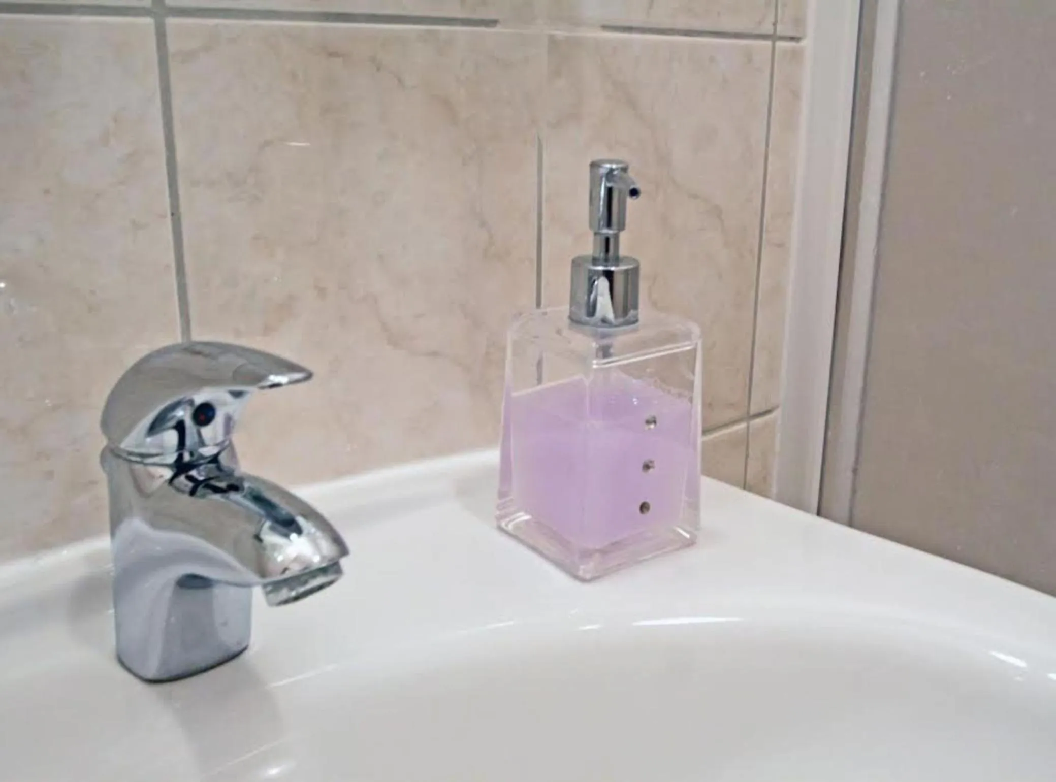 Bathroom in Beachfront Apartments Tamarix