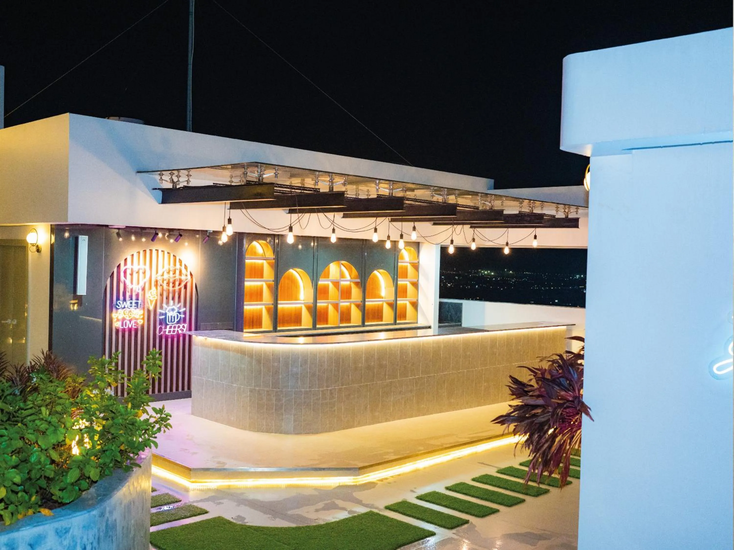 Pool view in TV-Tower 1