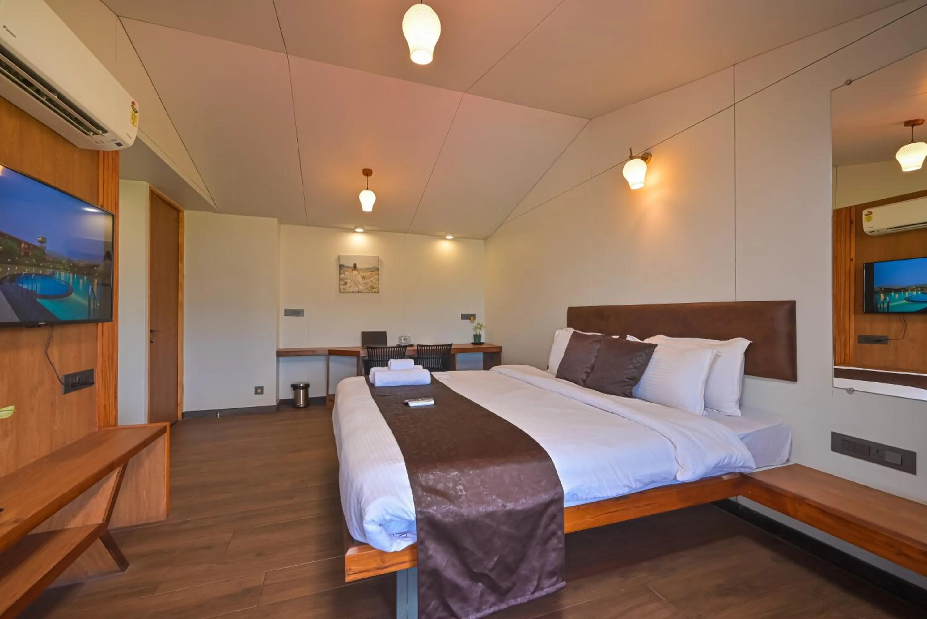 Photo of the whole room, Bed in Bliss Nirvana Resort, Lonavala