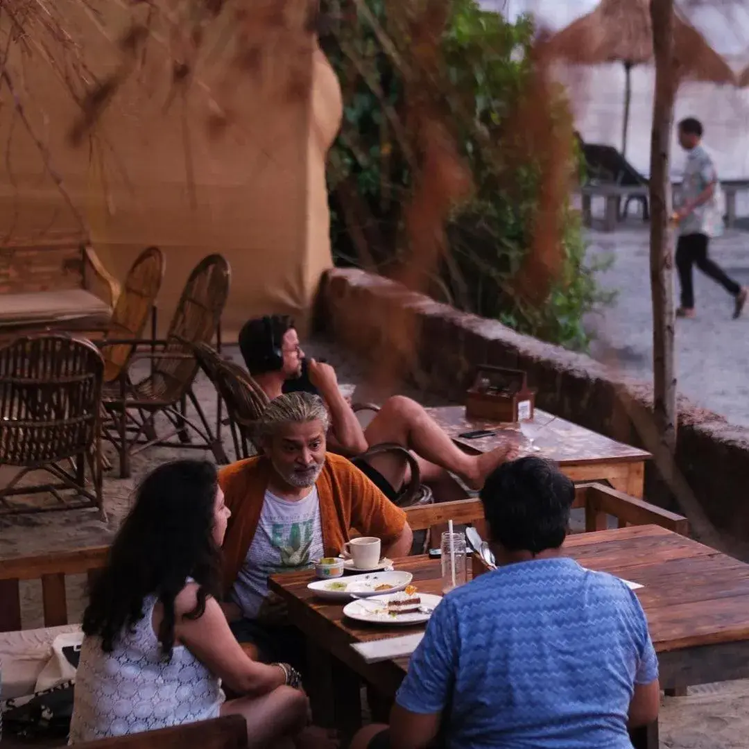 Restaurant/places to eat in Anahata Retreat Beach Front Ashwem Goa Restaurant/places to eat in Anahata Retreat Beach Front Ashwem Goa