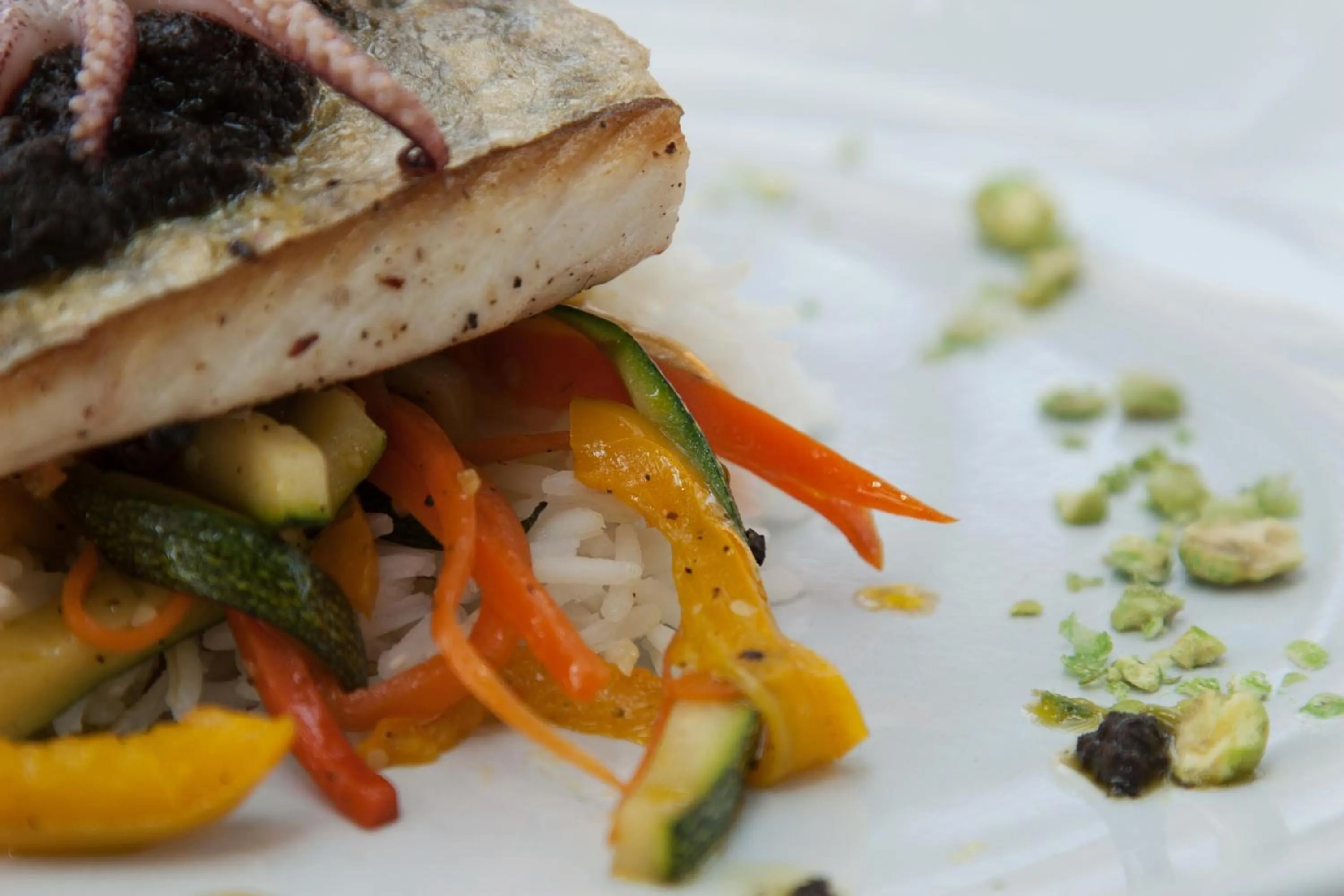 Restaurant/places to eat in Anahata Retreat Beach Front Ashwem Goa