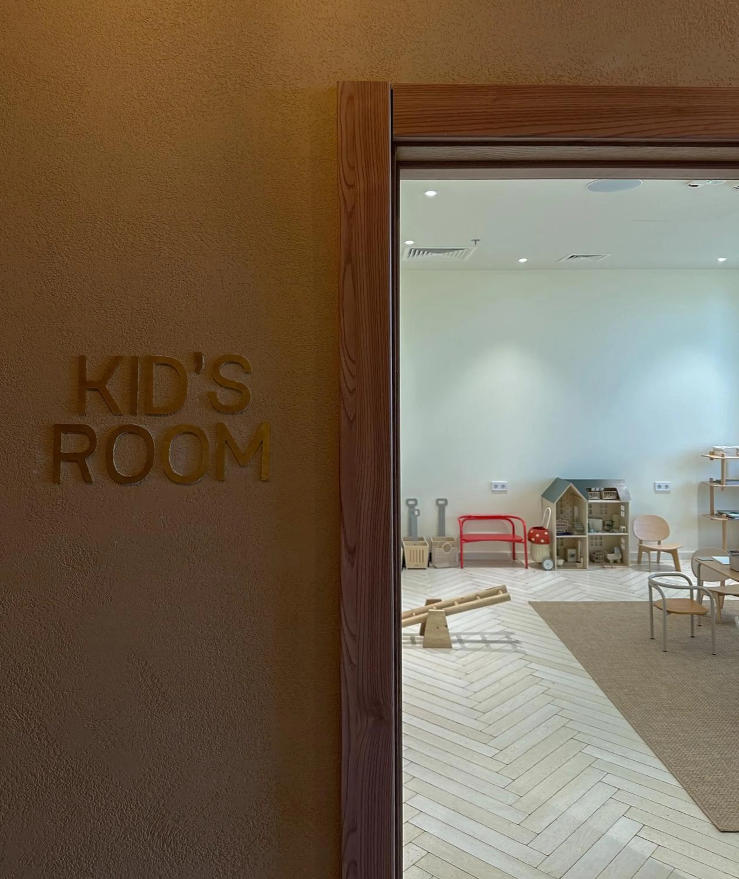 Text overlay in BODBE Hotel