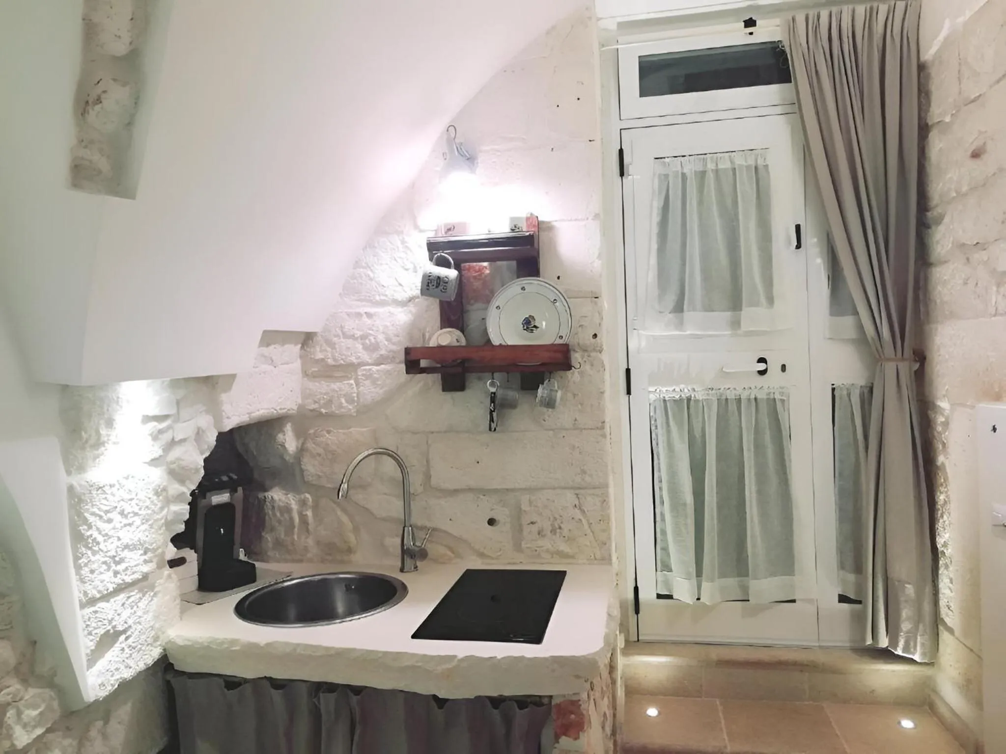 kitchen in Archetto Bianco