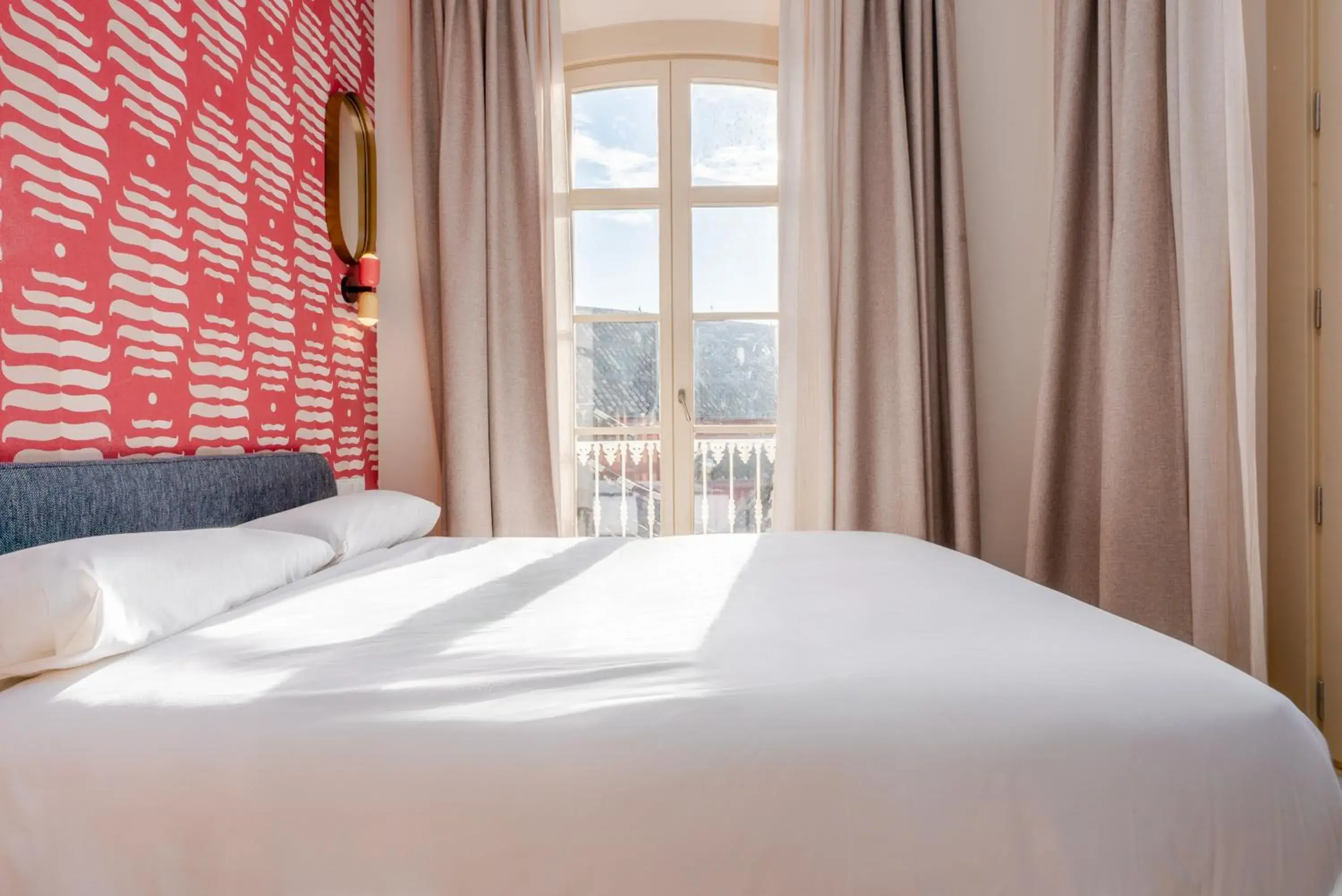 View (from property/room), Bed in Smartr Malaga Centro View (from property/room), Bed in Smartr Malaga Centro