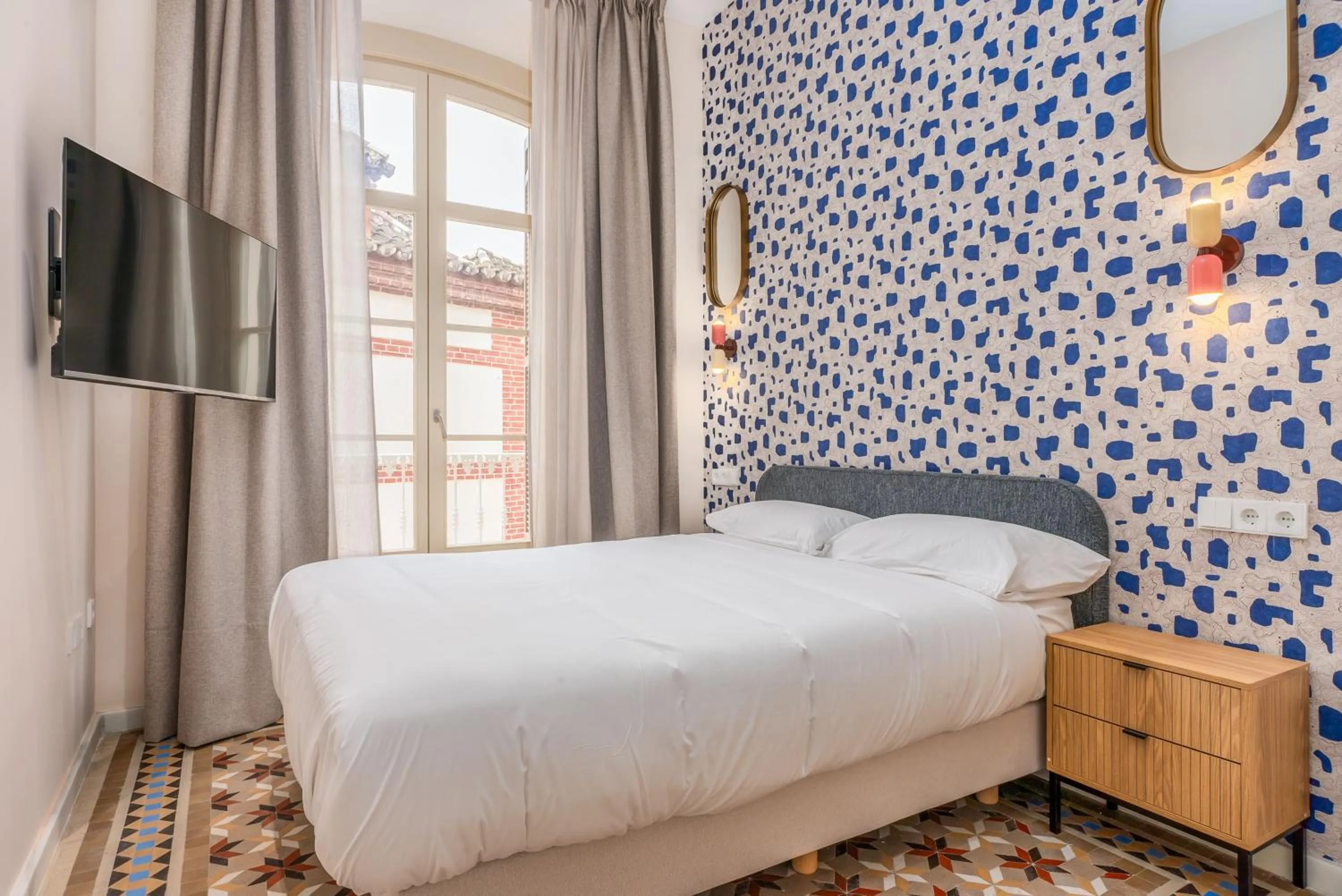 Bed in Smartr Malaga Centro