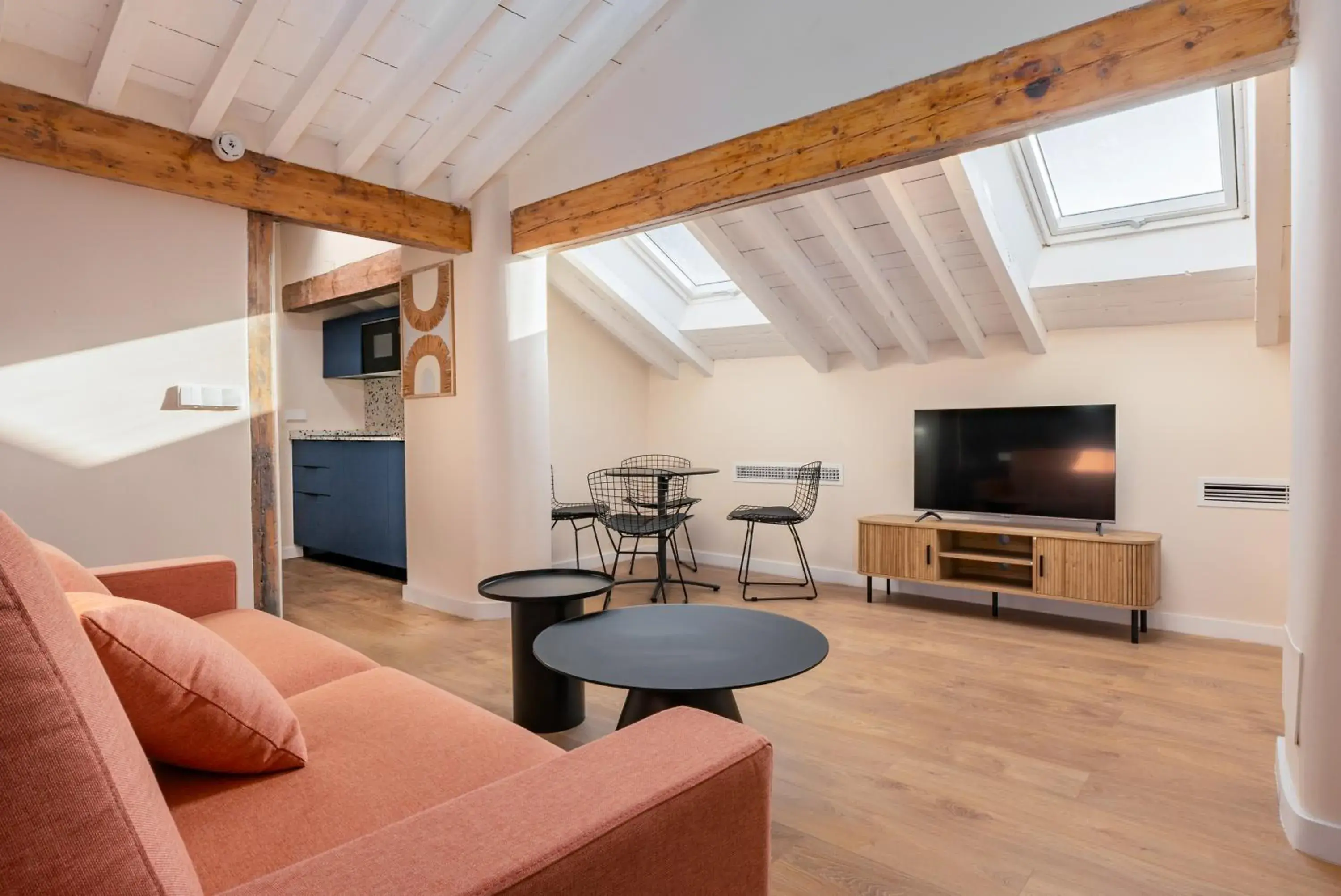 TV and multimedia in Smartr Malaga Centro TV and multimedia in Smartr Malaga Centro