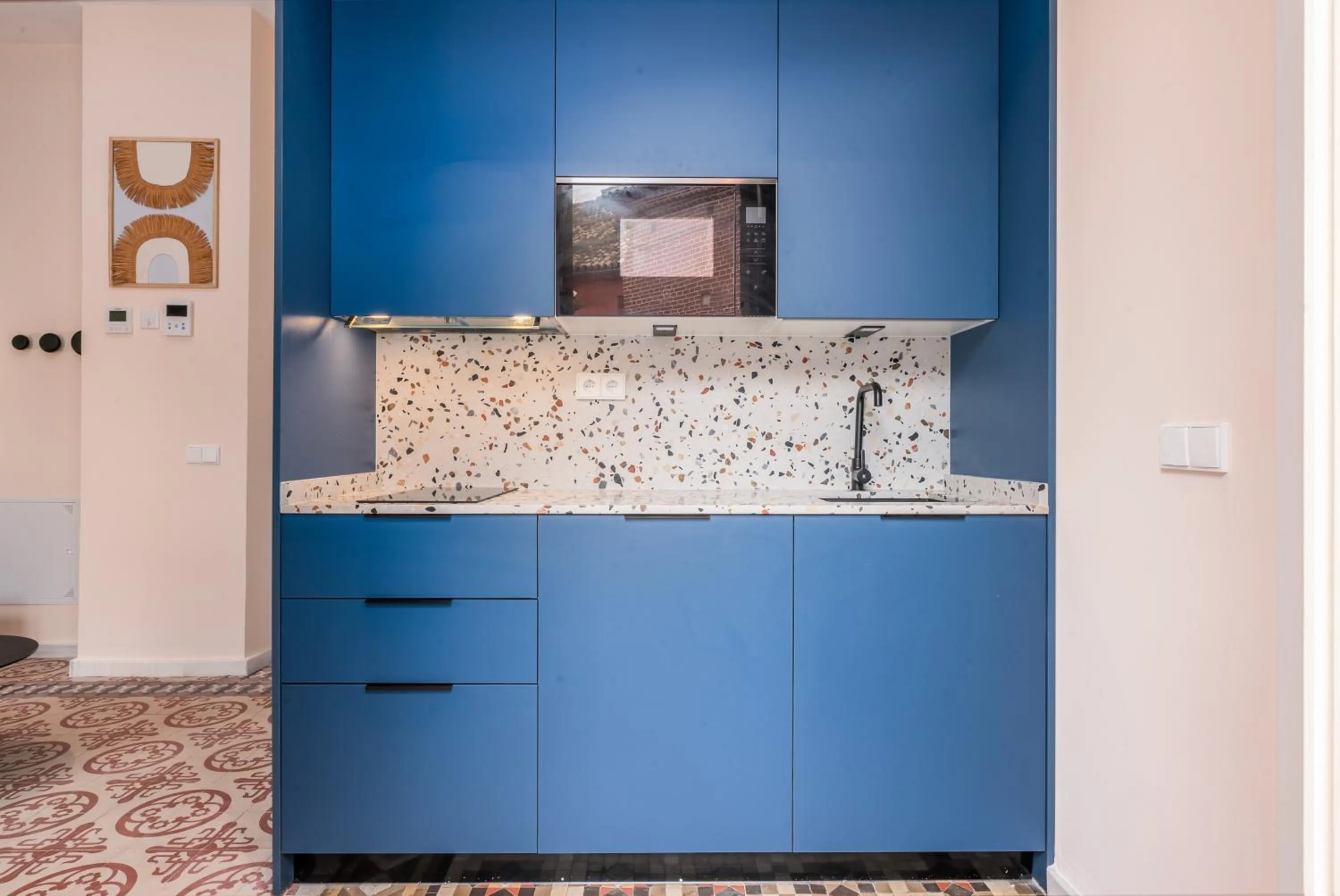 Kitchen or kitchenette in Smartr Malaga Centro