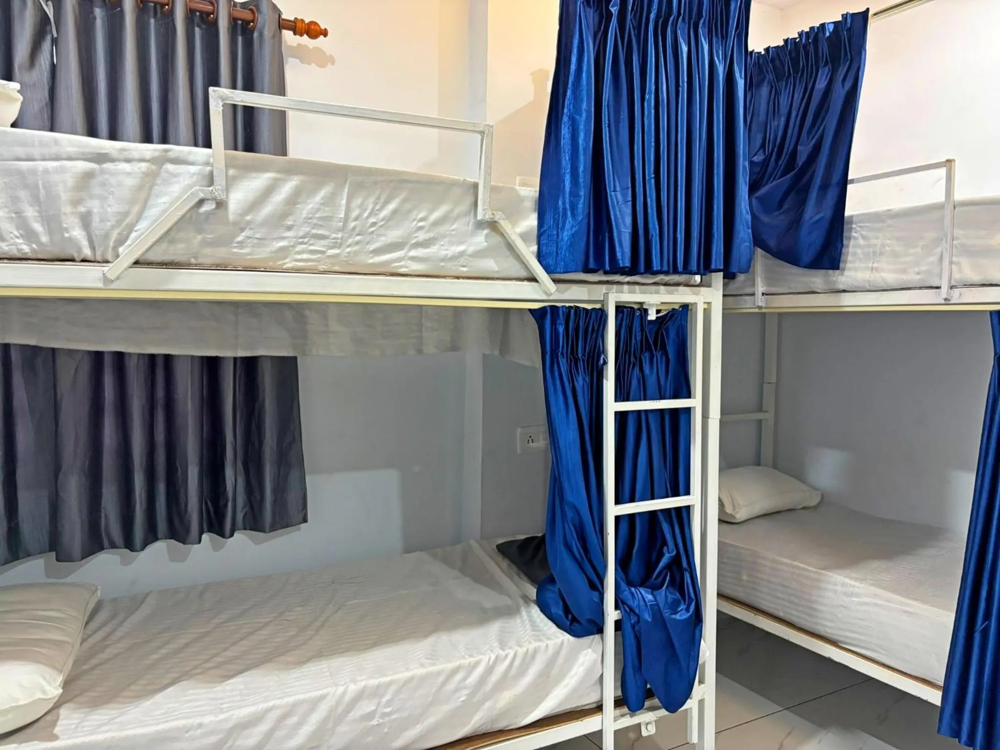 Photo of the whole room, Bed in Panakal Residency, Fort Kochi