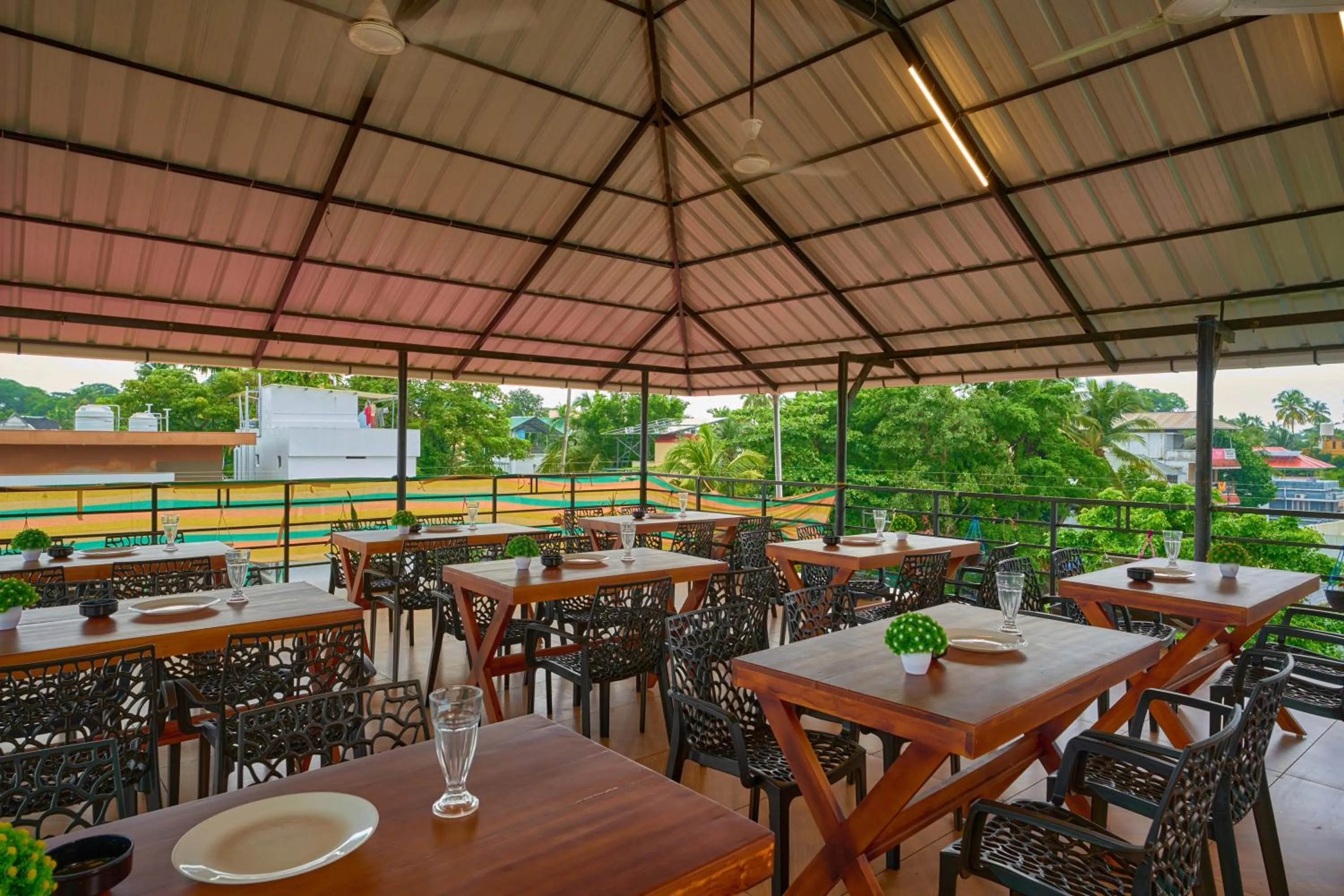 Restaurant/places to eat in Panakal Residency, Fort Kochi