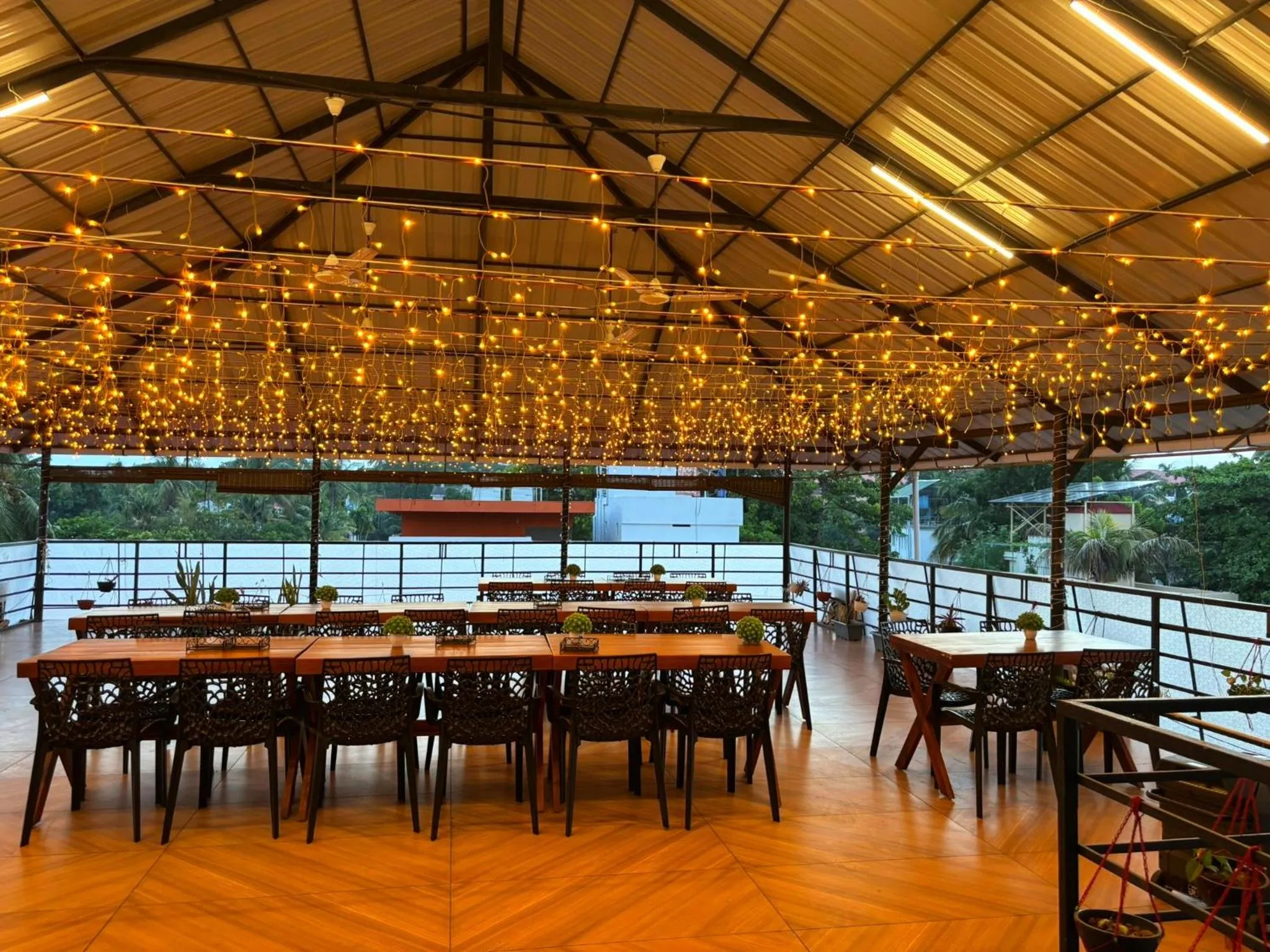 Restaurant/places to eat in Panakal Residency, Fort Kochi