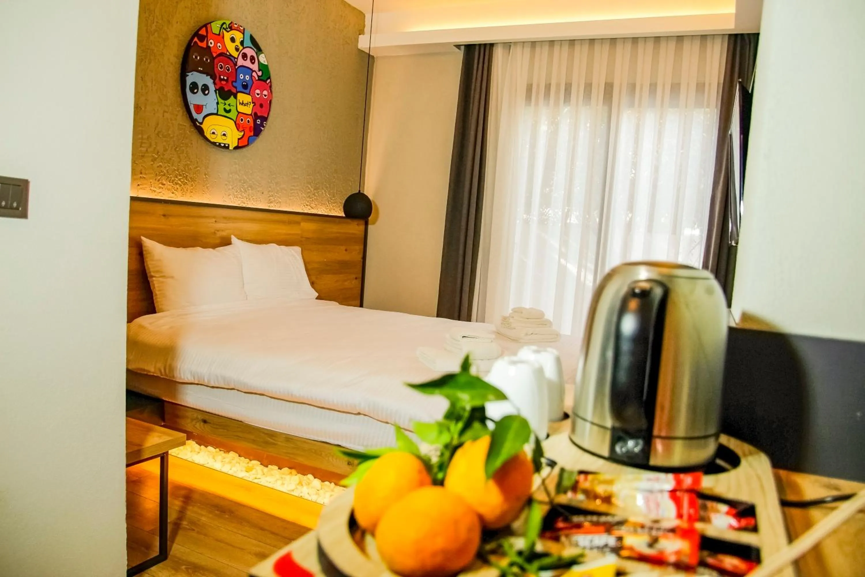 Drinks, Bed in Glitz Bodrum