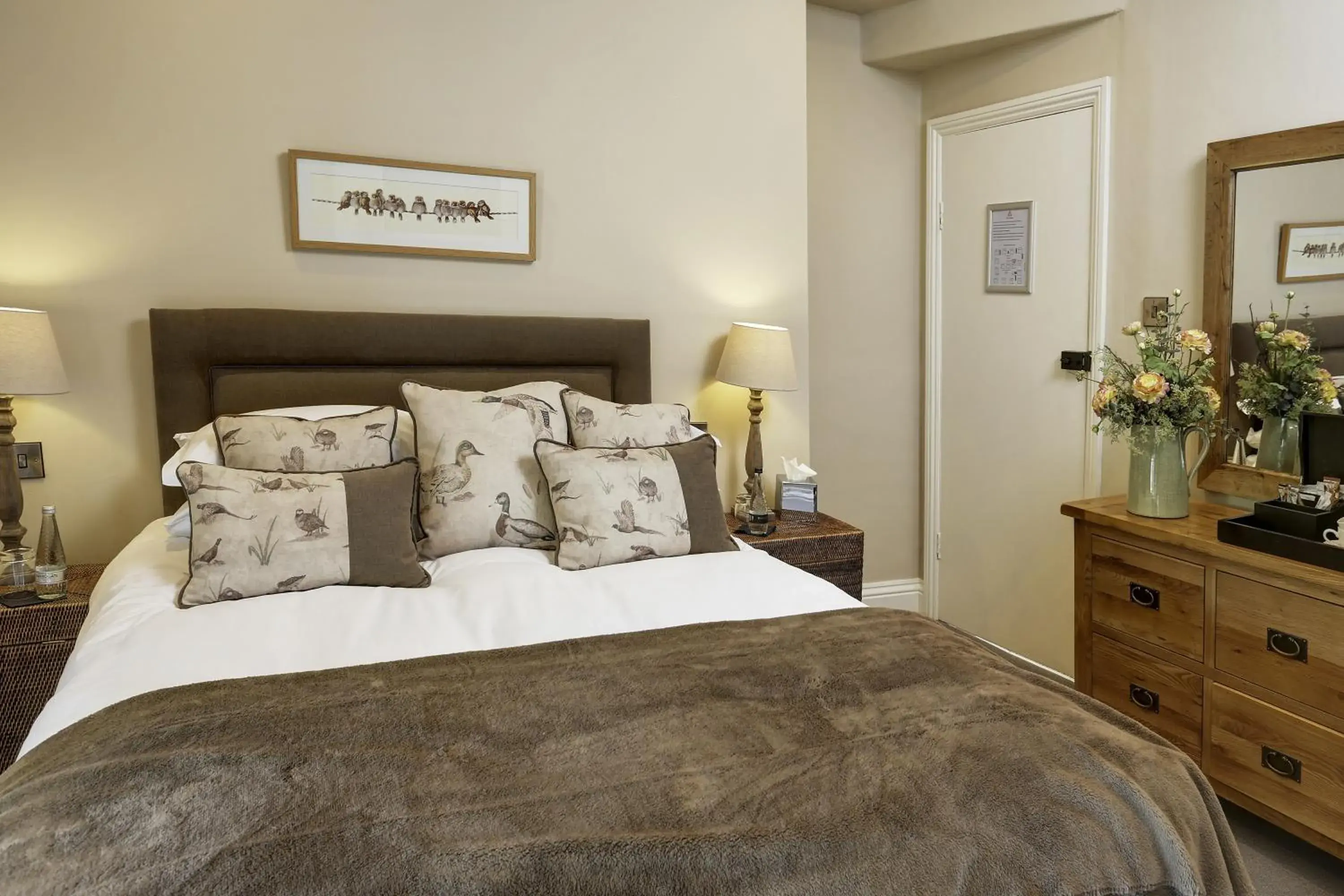 Double Room in Falcon Manor Hotel Double Room in Falcon Manor Hotel