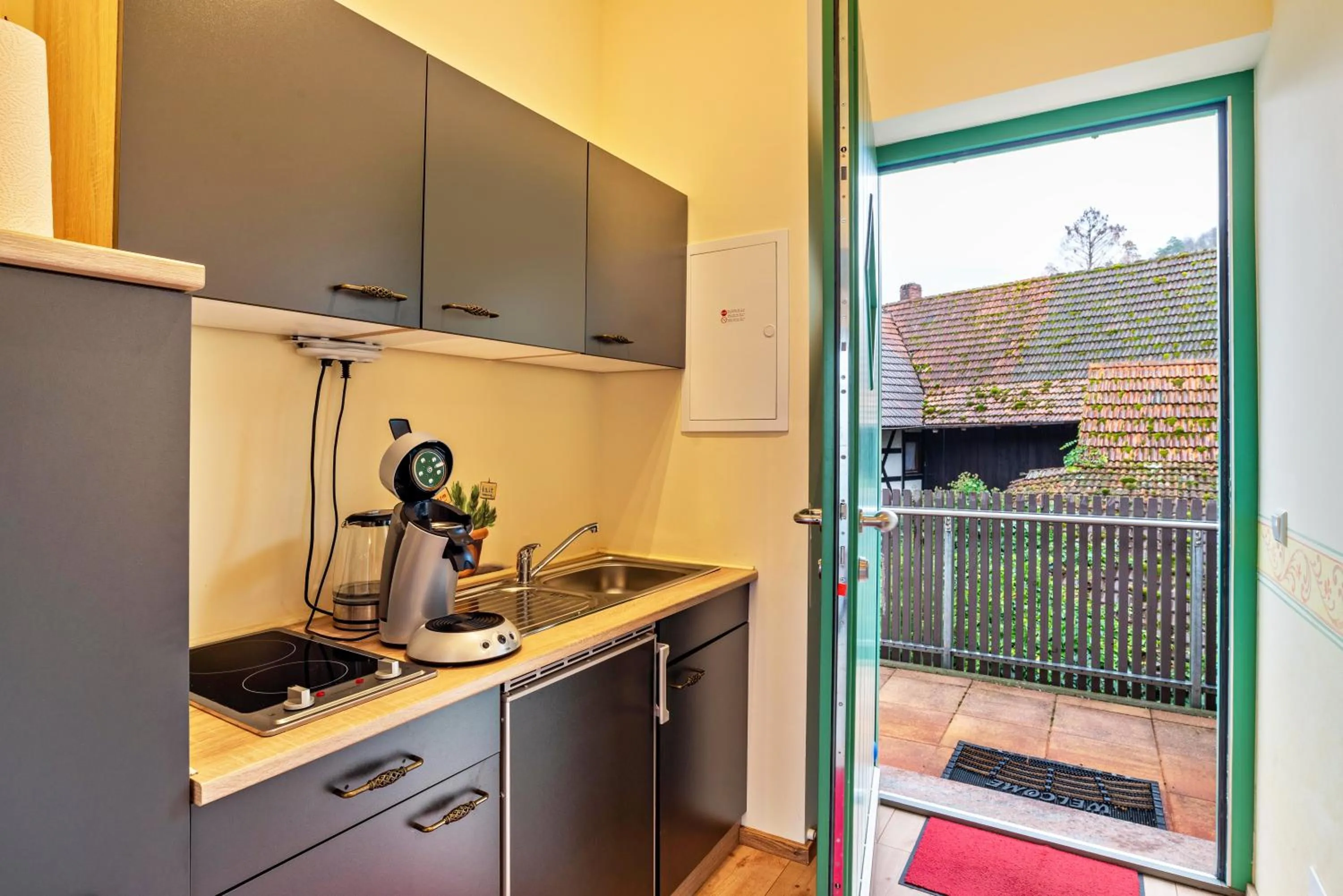 Coffee/tea facilities in SCHUSTERjunge Aparthotel