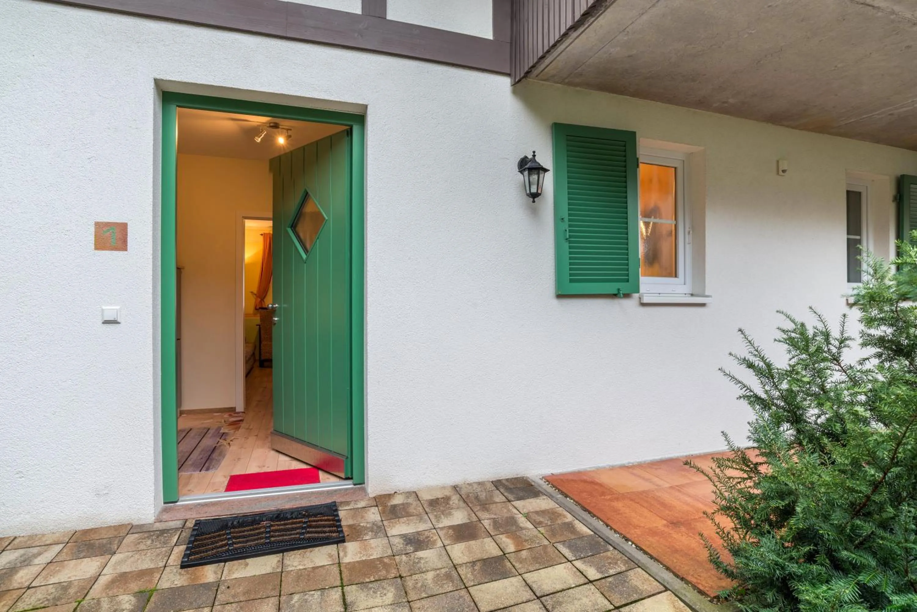 Property building in SCHUSTERjunge Aparthotel