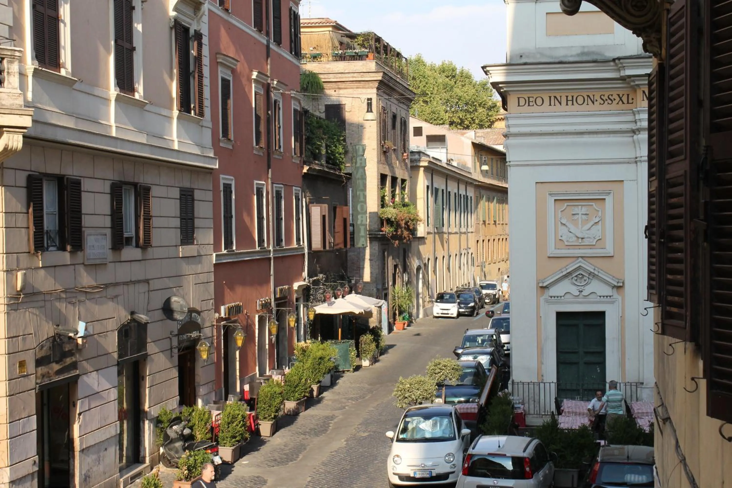 Property building in Trastevere Dream House