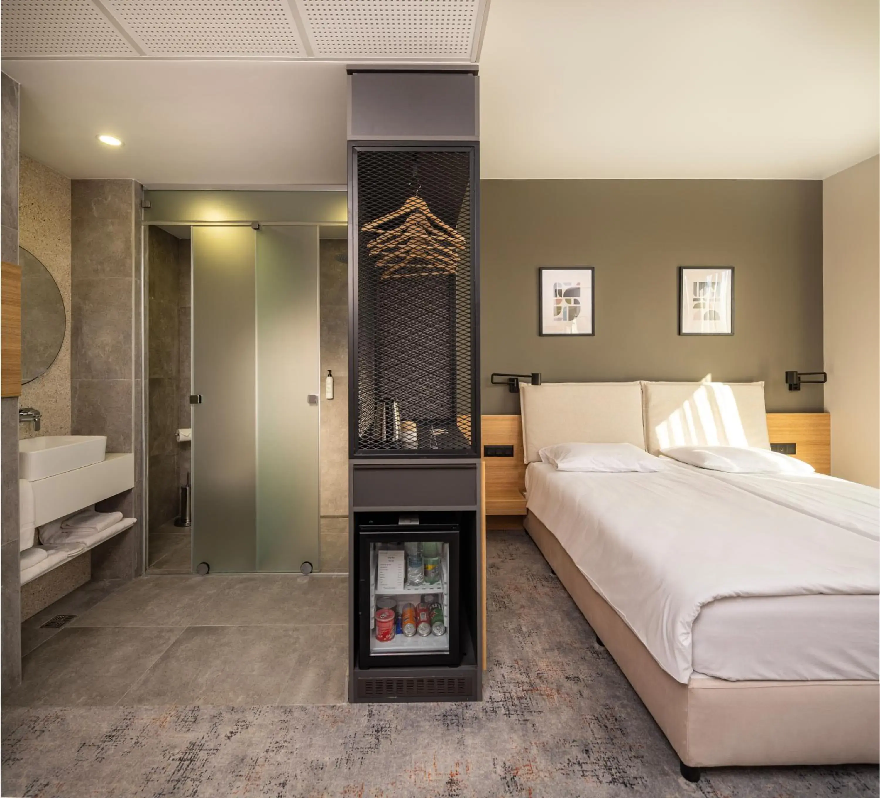 Bed in B1 Downtown Hotel Bed in B1 Downtown Hotel