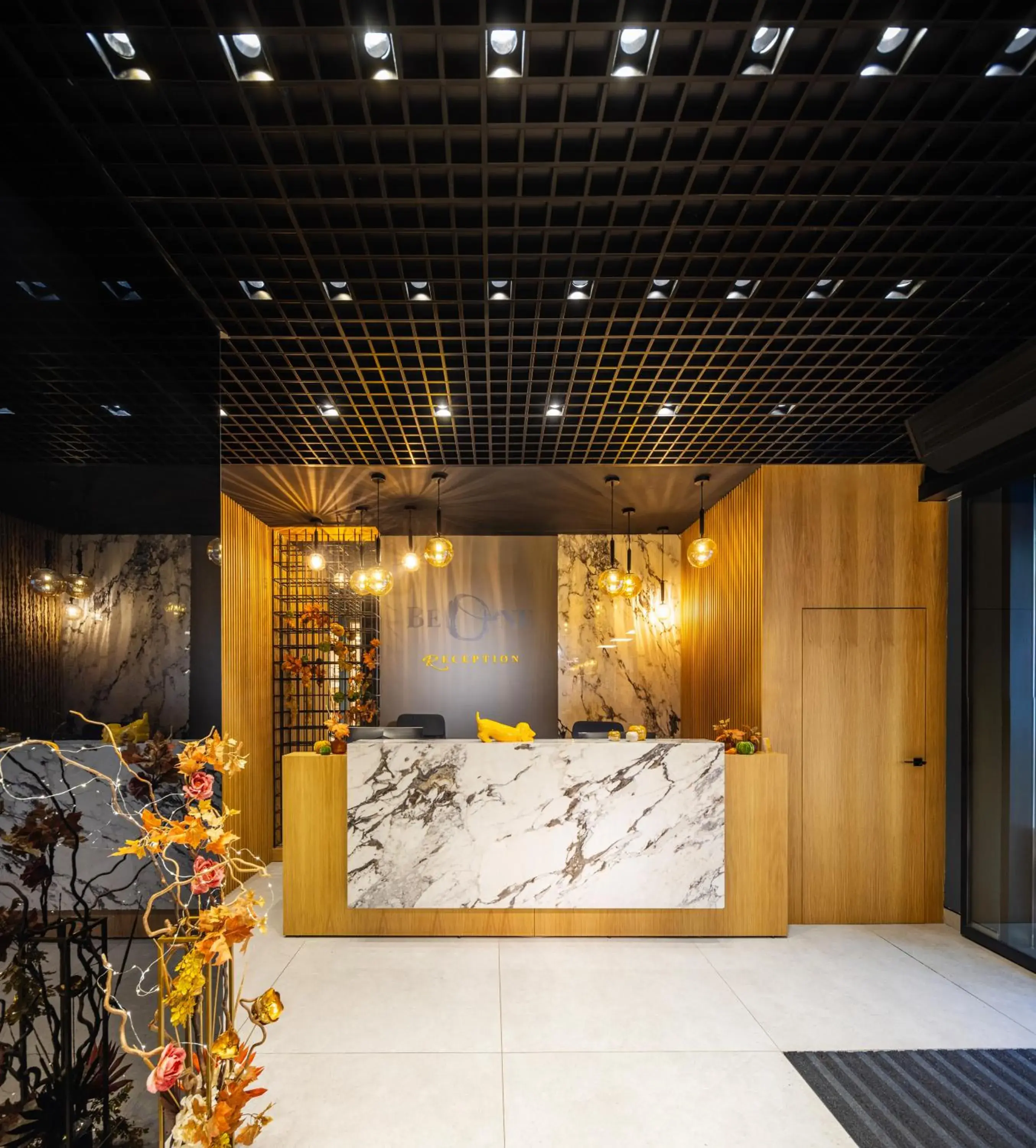 Lobby or reception, Bed in B1 Downtown Hotel Lobby or reception, Bed in B1 Downtown Hotel