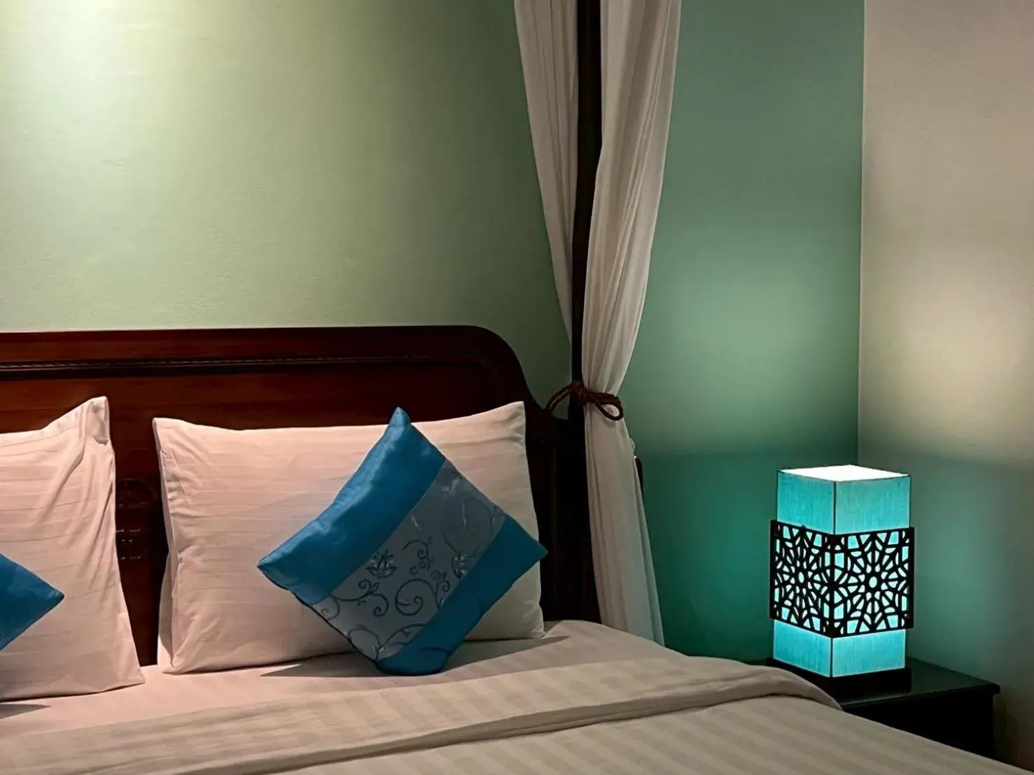 Bed in Krabi Front Bay Resort Bed in Krabi Front Bay Resort