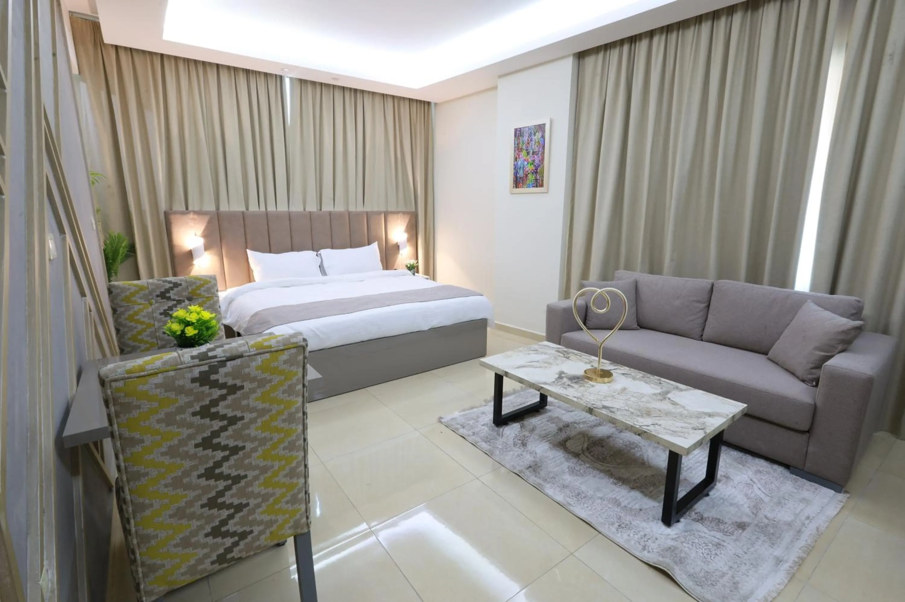 Palm Boutique Suites Hotel
