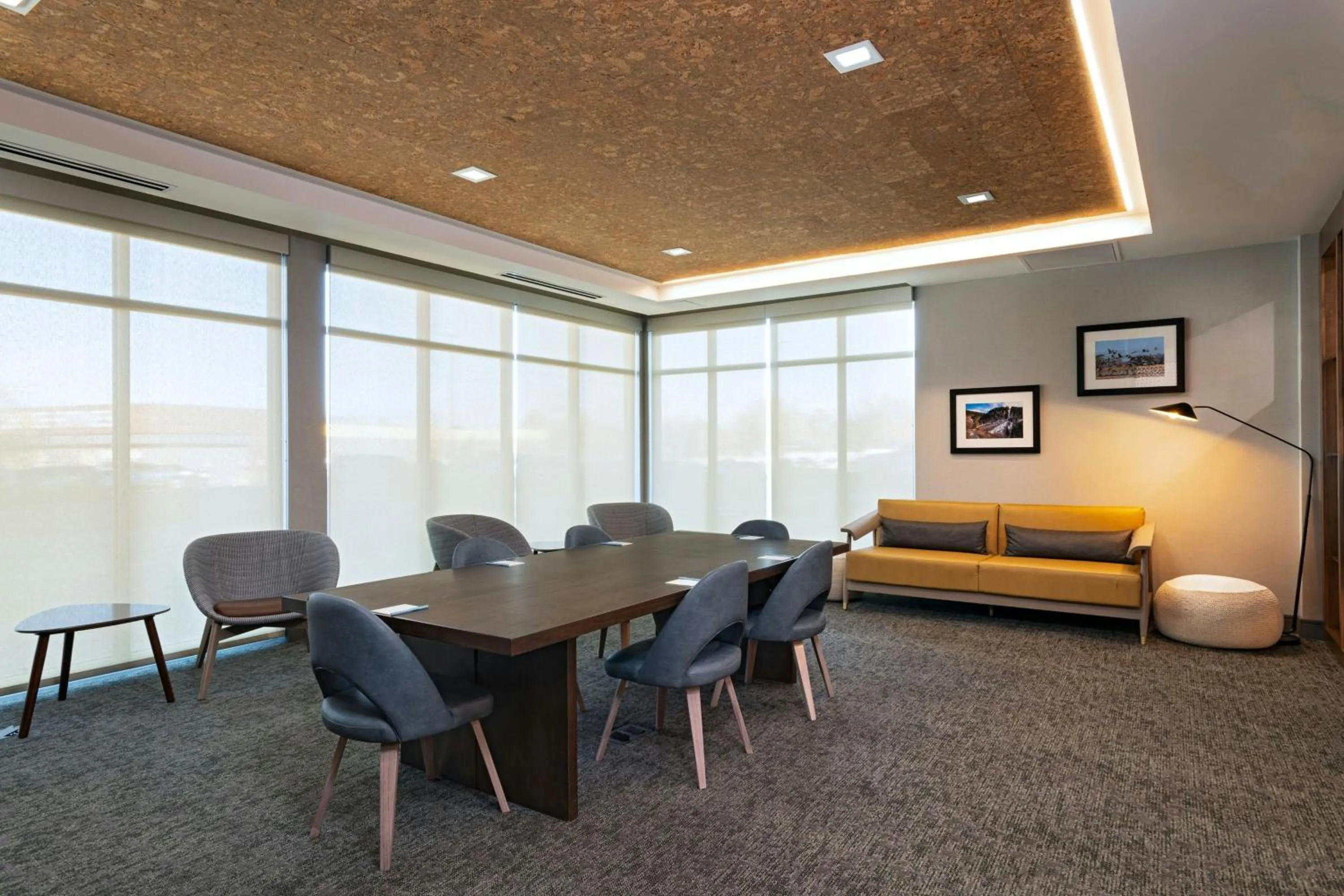 Meeting/conference room in Fairfield by Marriott Inn & Suites Albuquerque Uptown