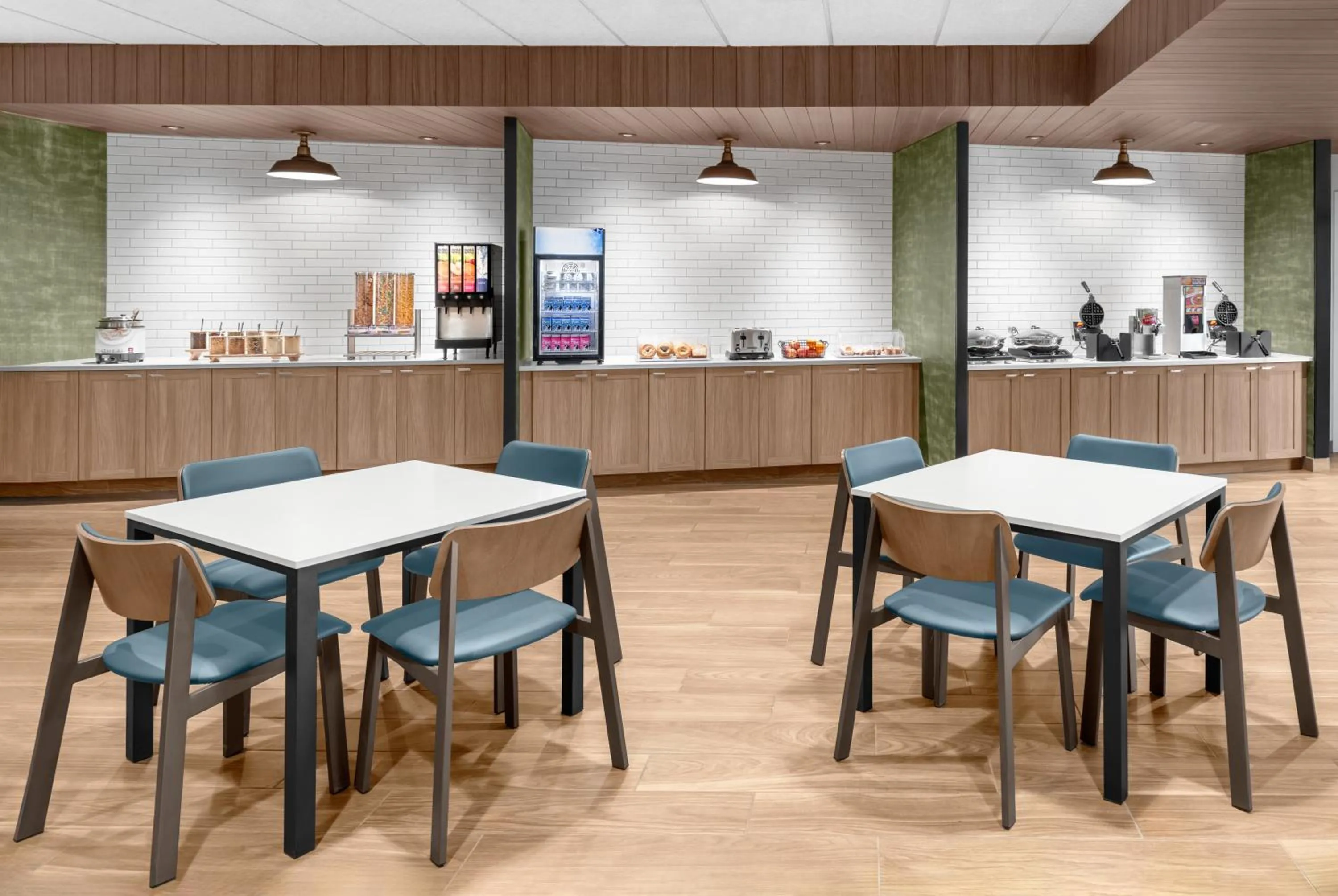 Breakfast in Fairfield by Marriott Inn & Suites Norwalk