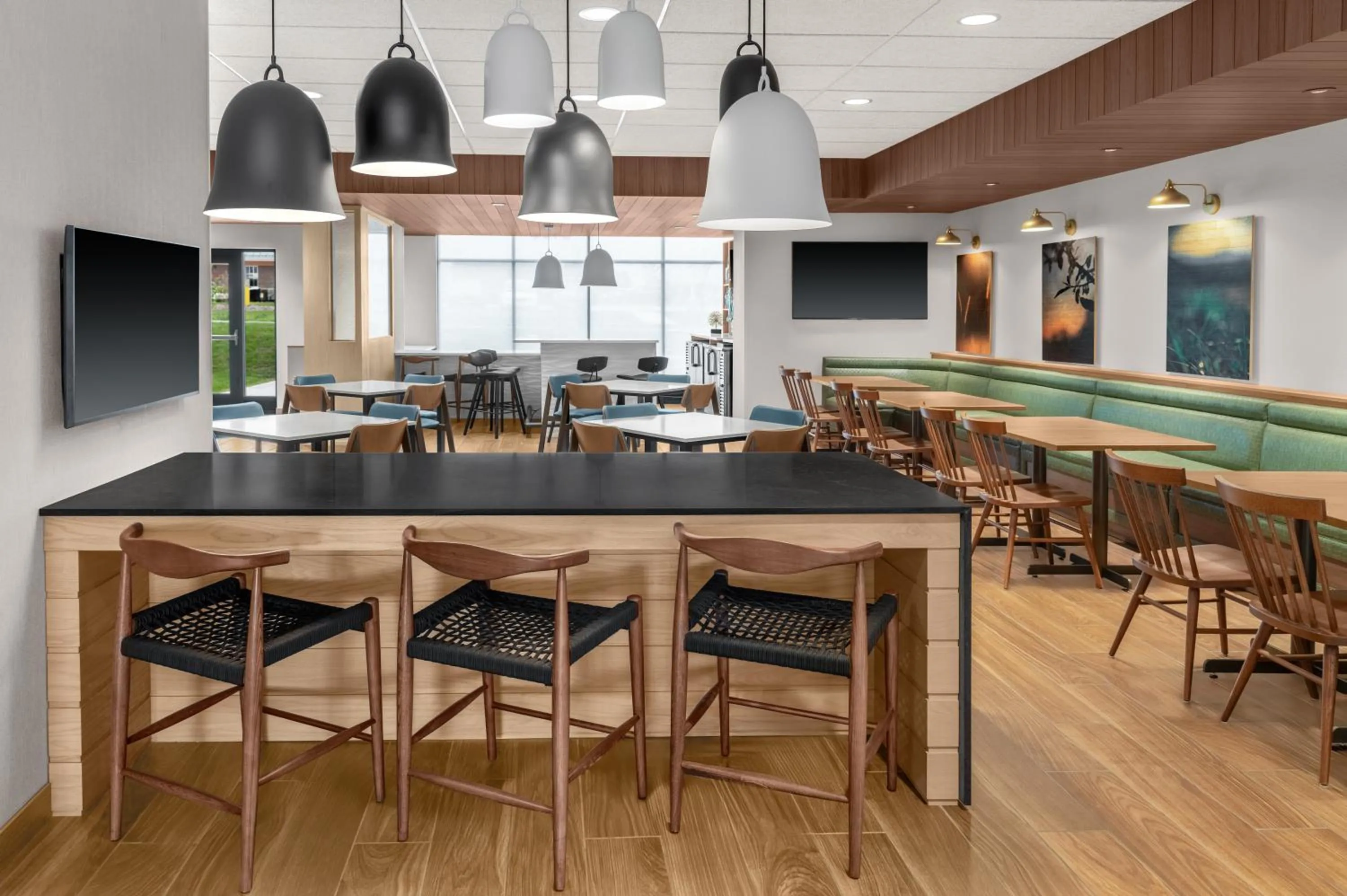 Communal lounge/ TV room in Fairfield by Marriott Inn & Suites Norwalk