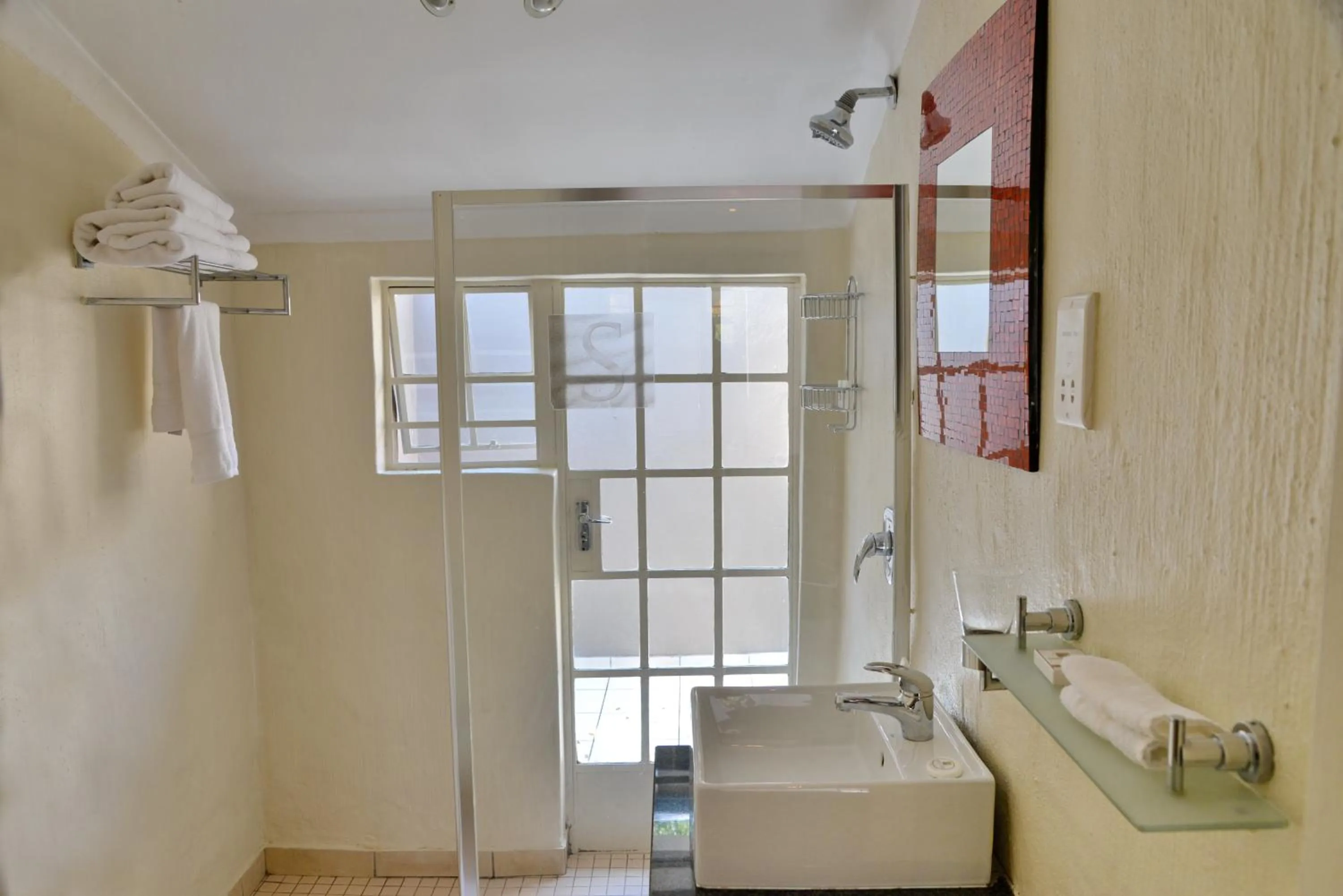 Shower in Sand River Guest House