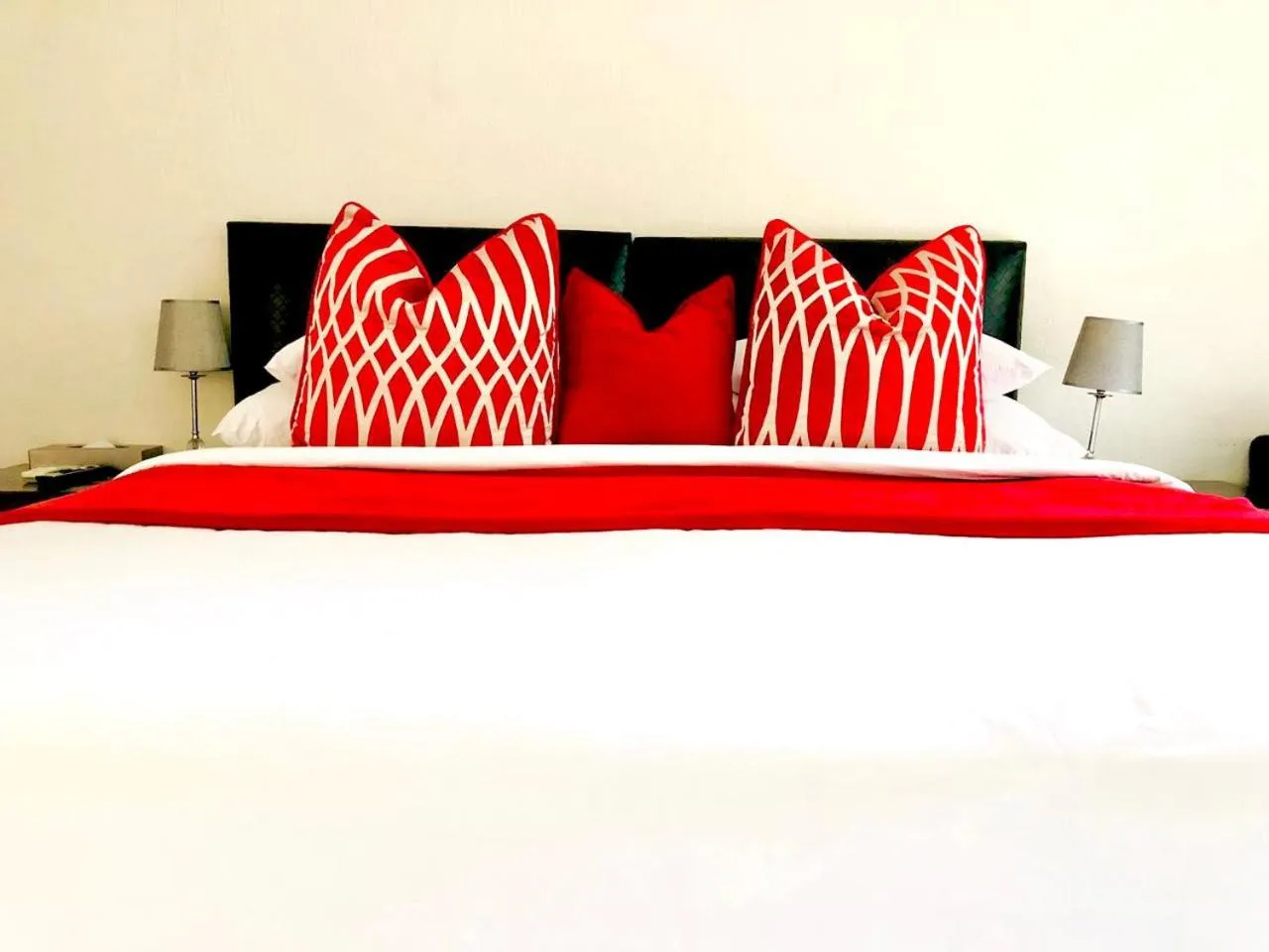 Bed in Sand River Guest House