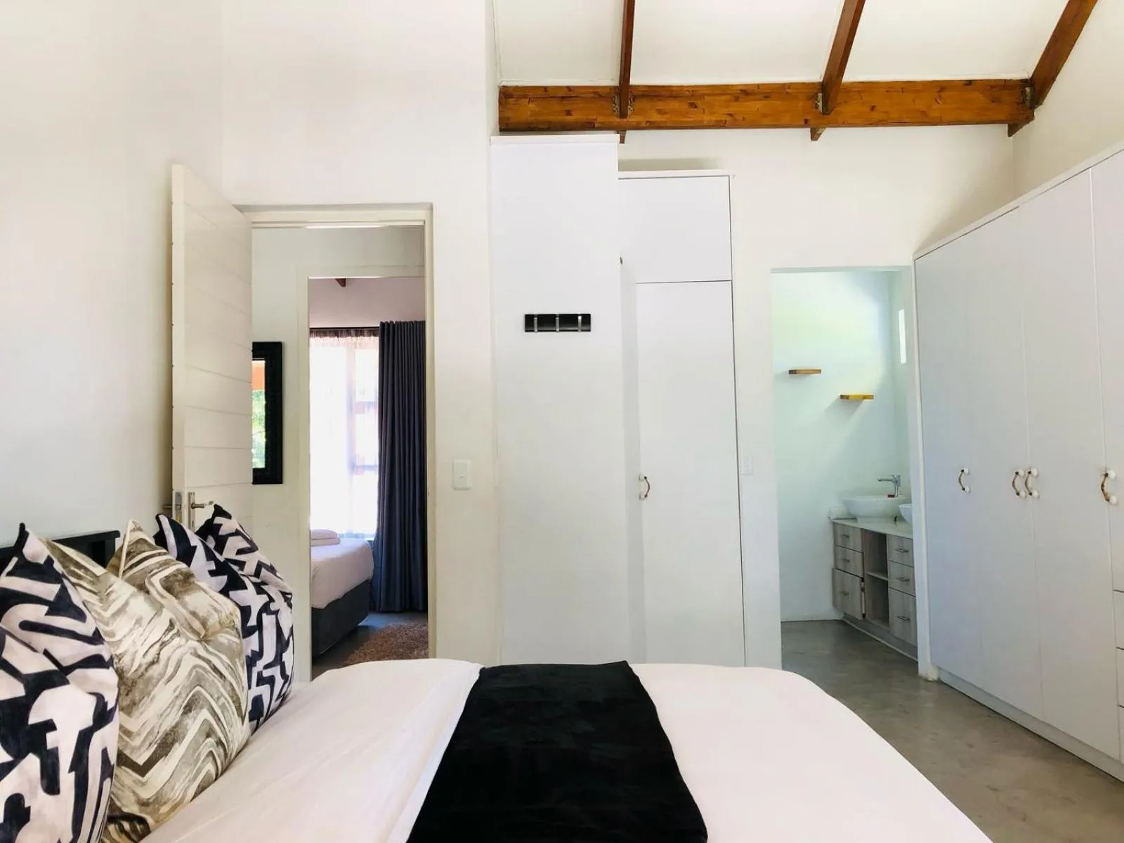 Sand River Guest House