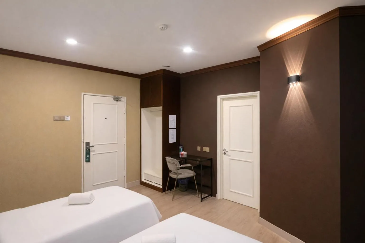 Bed in Tanjong Subang Jaya - Self Check-In