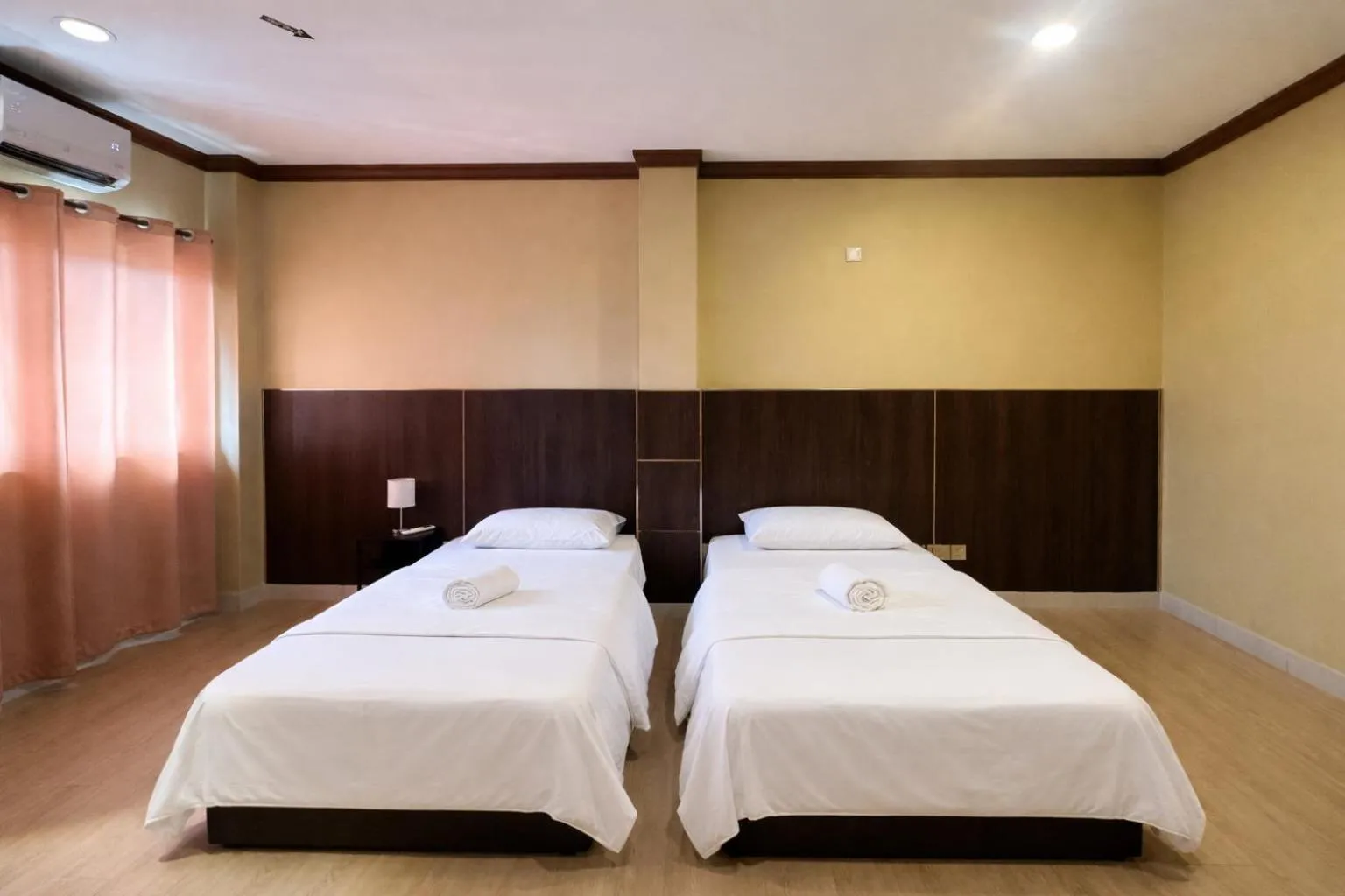 Photo of the whole room, Bed in Tanjong Subang Jaya - Self Check-In