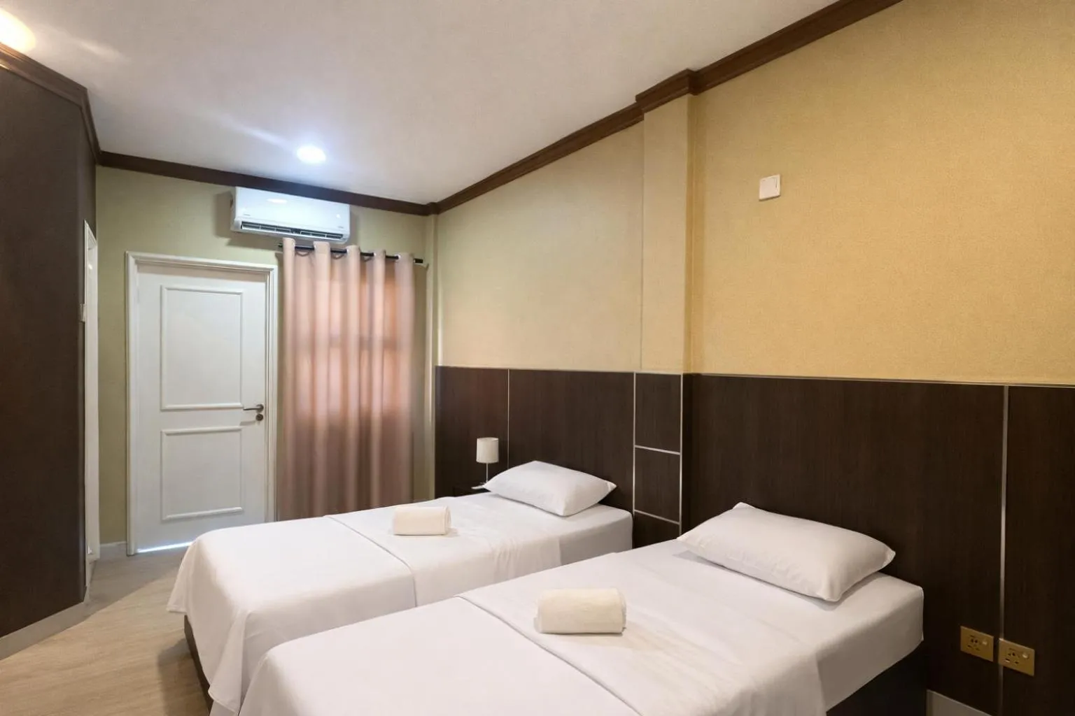 Bed in Tanjong Subang Jaya - Self Check-In