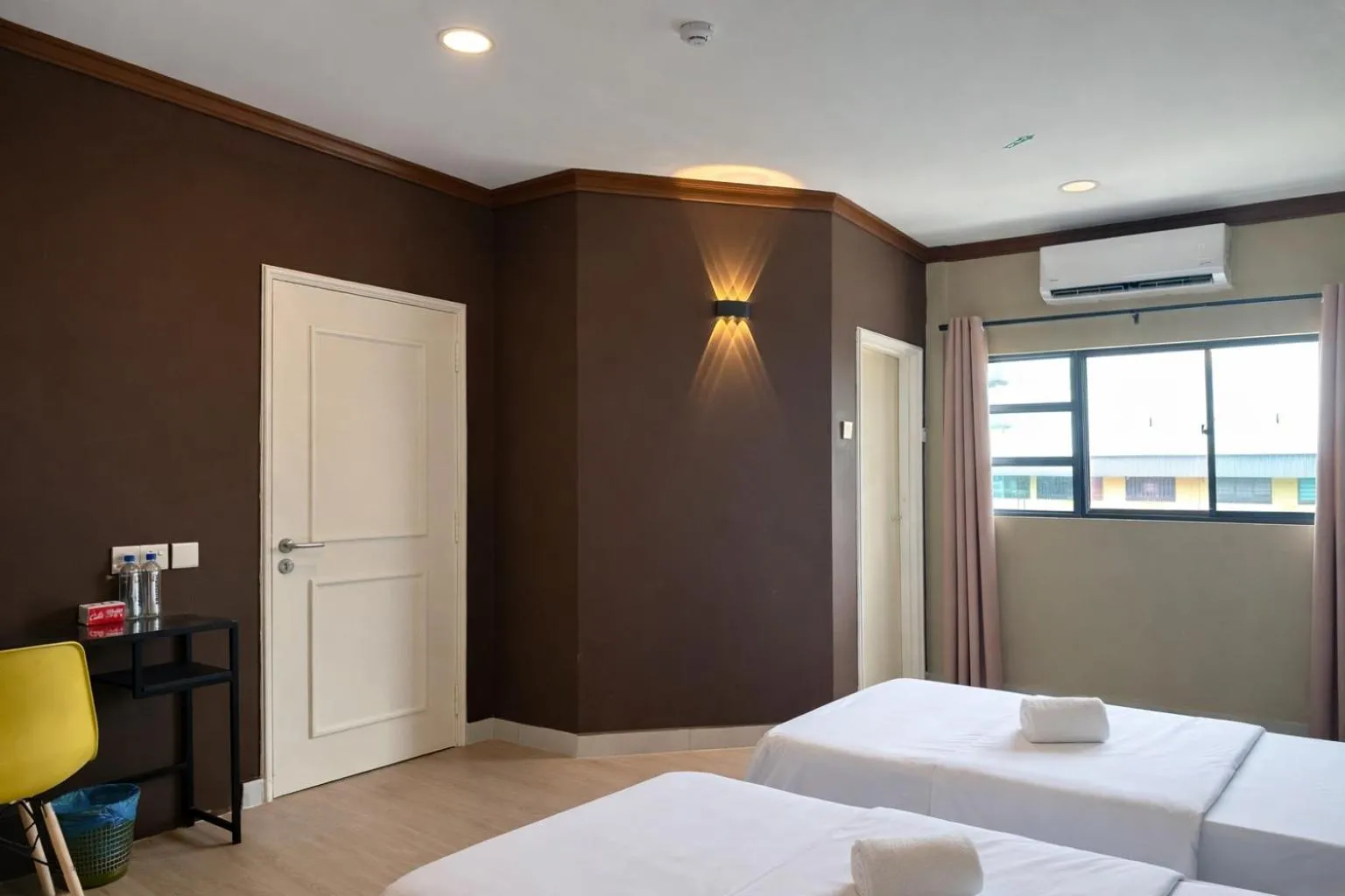 Bed in Tanjong Subang Jaya - Self Check-In