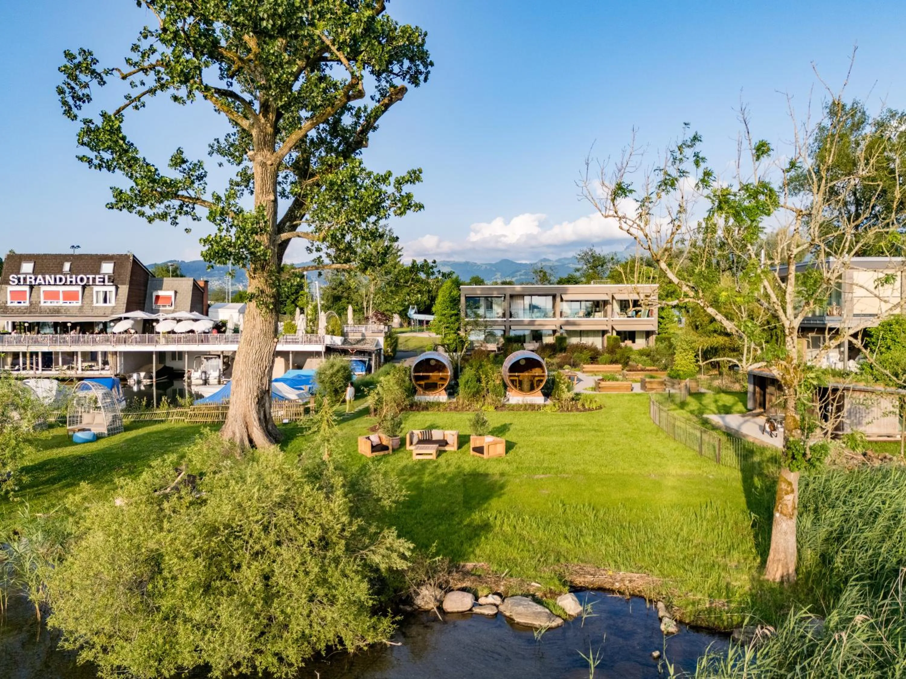 Property building in Strandhotel Schmerikon