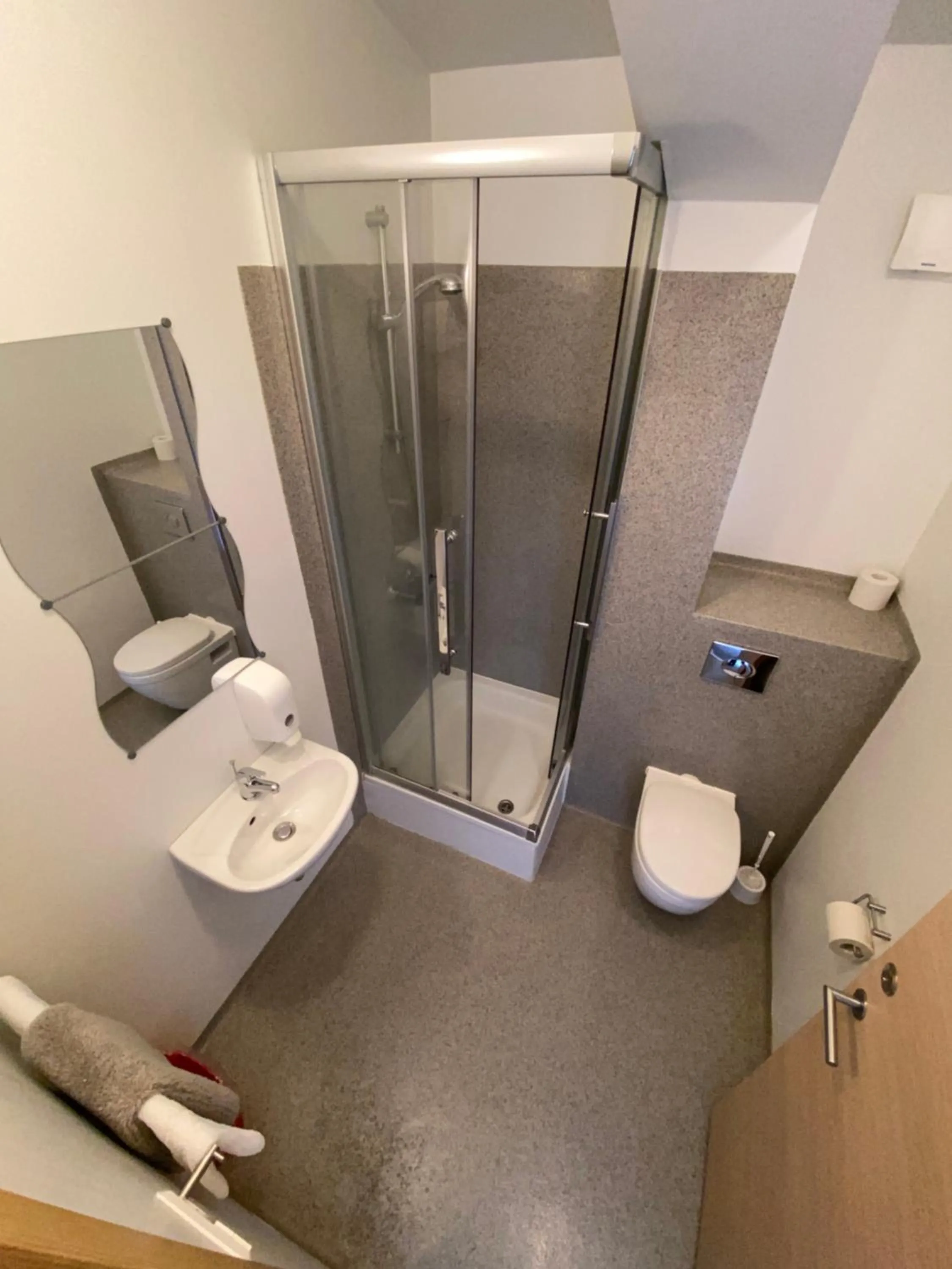 Shower in Hörgsland Guesthouse