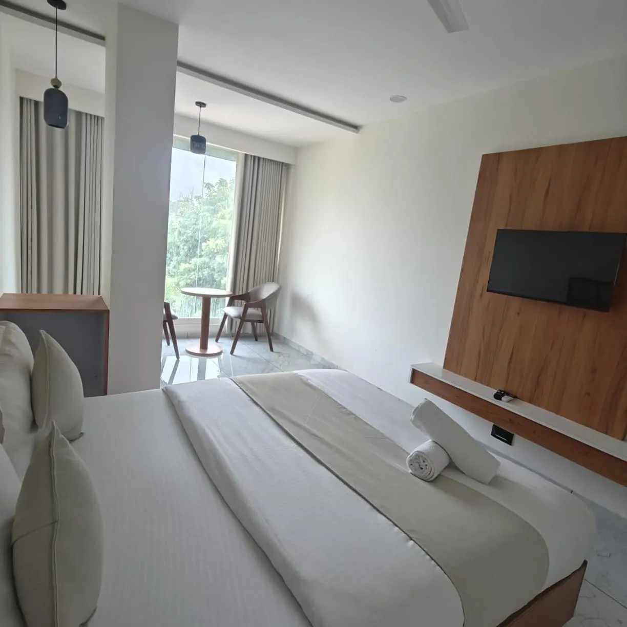 Bed in Hotelmaple tree