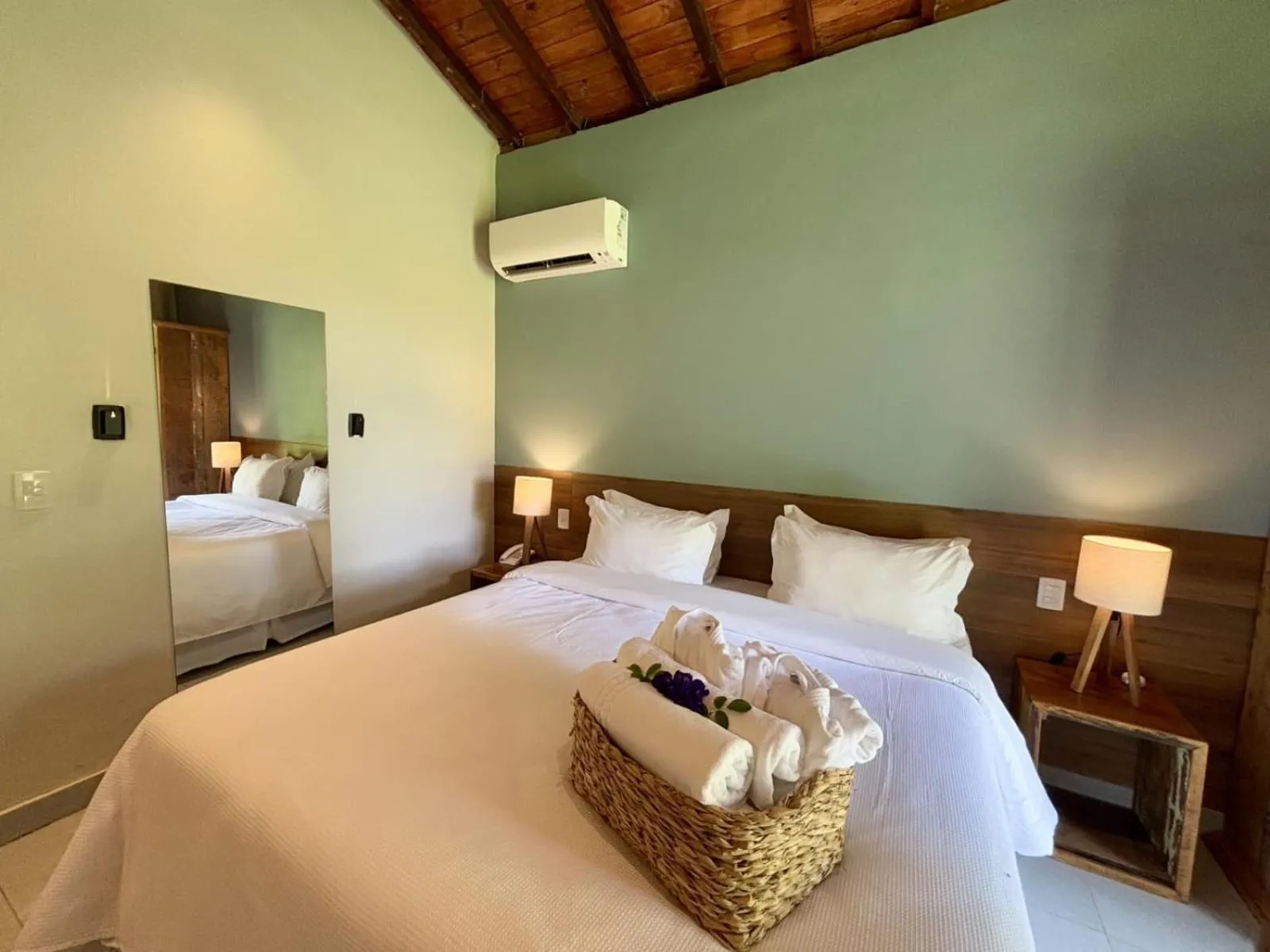 Bed in Angá Beach Hotel