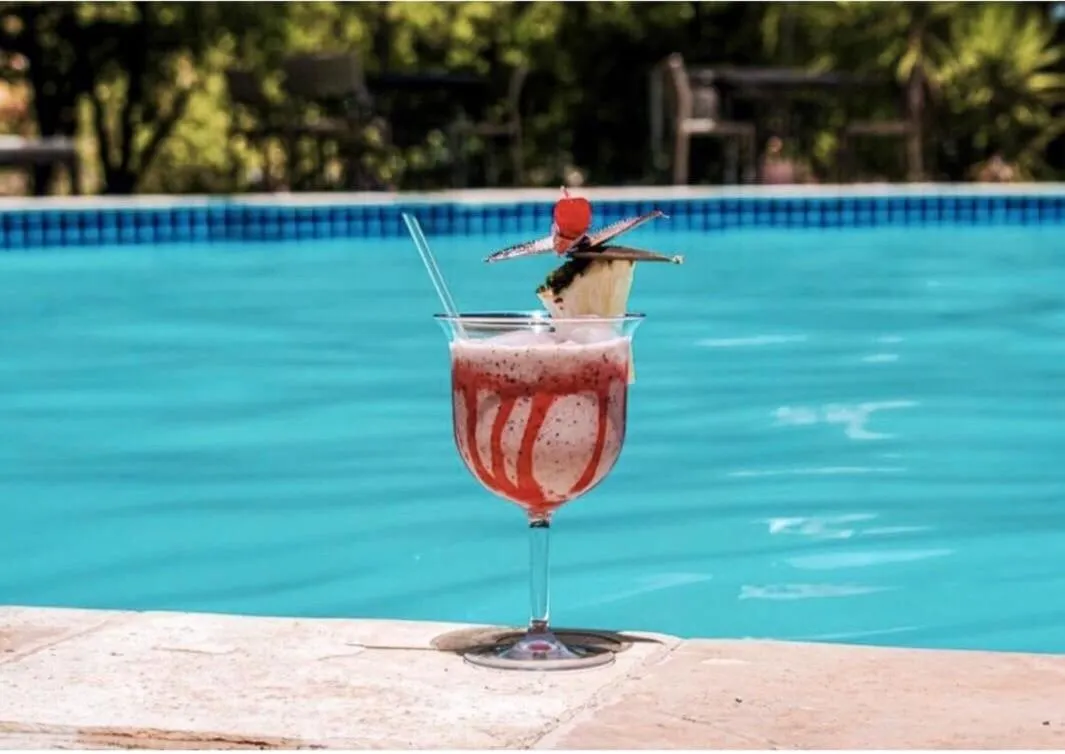 Swimming pool in Angá Beach Hotel