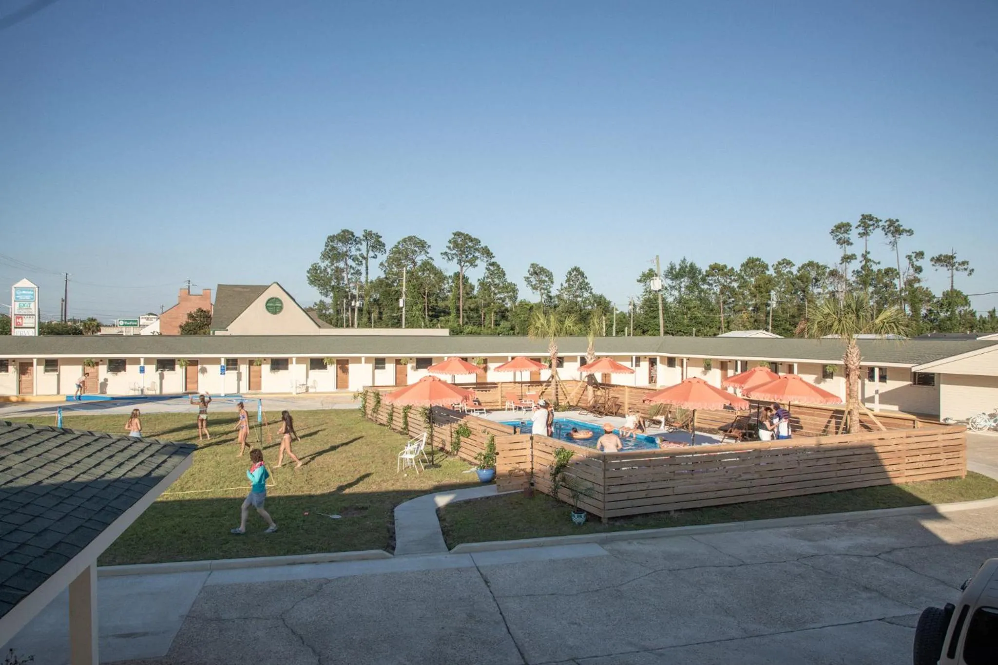 Deluxe Double or Twin Room in Driftwood Motel