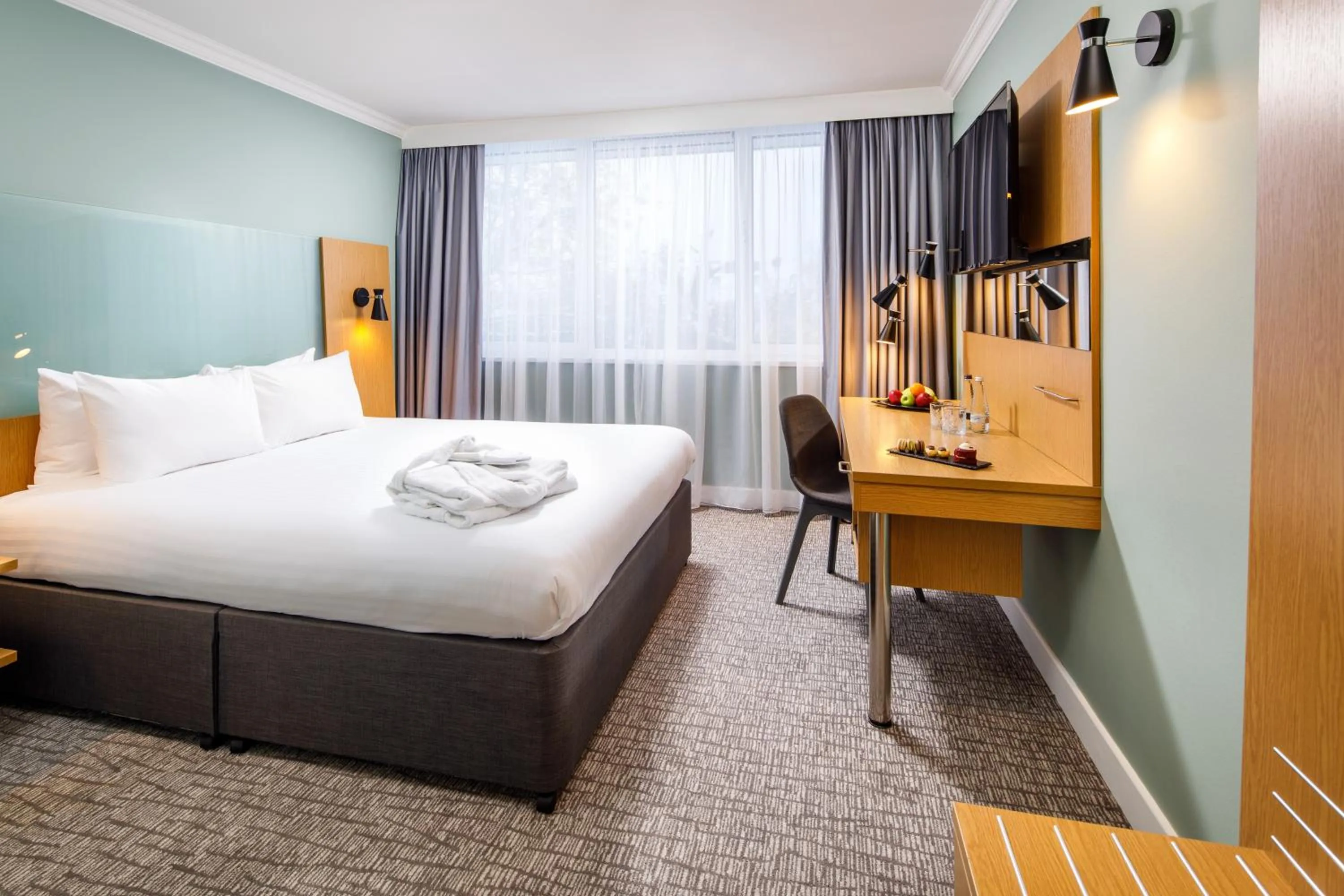 Bed in The Harlow Hotel By AccorHotels