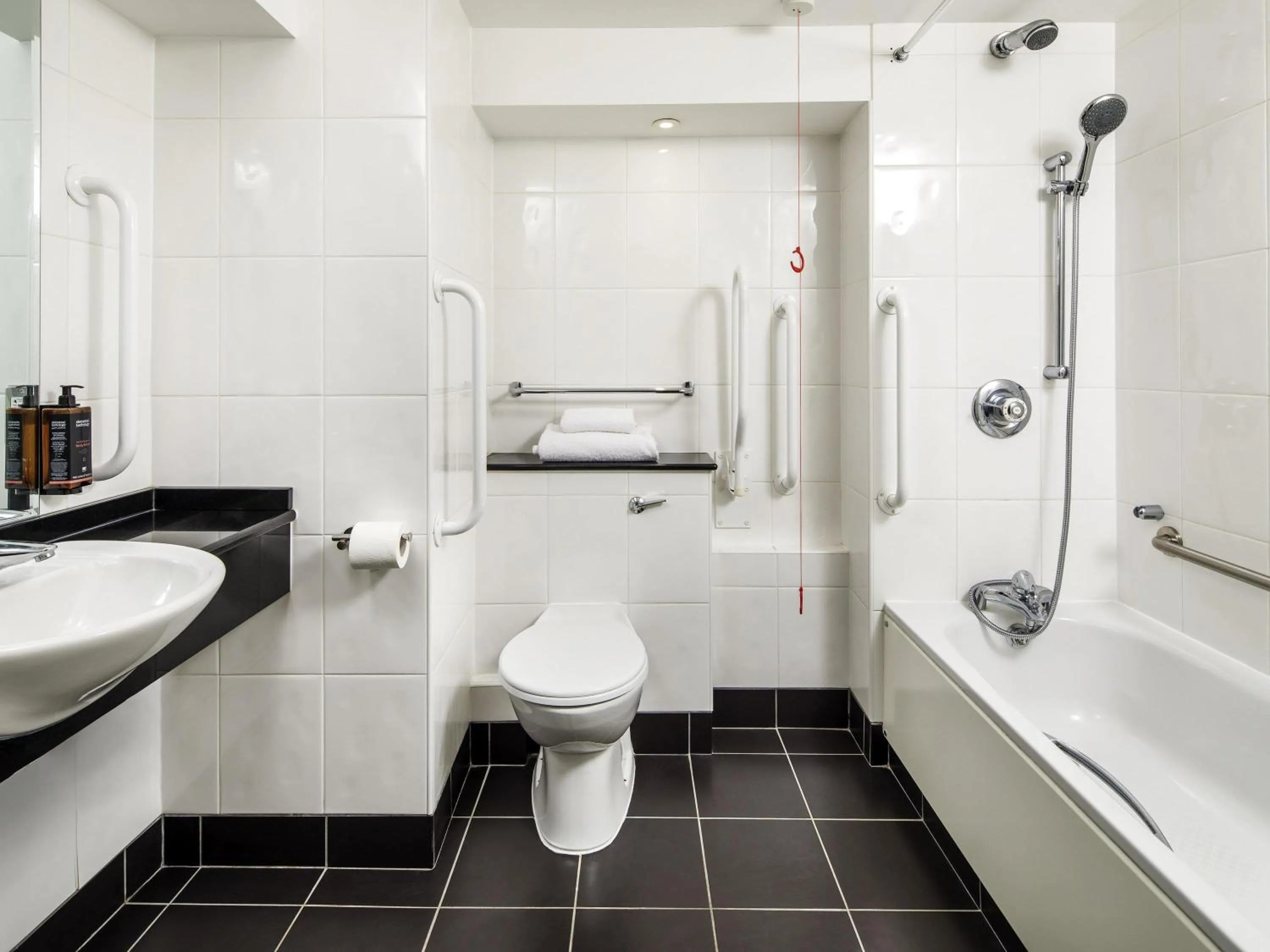 Bedroom in The Harlow Hotel By AccorHotels