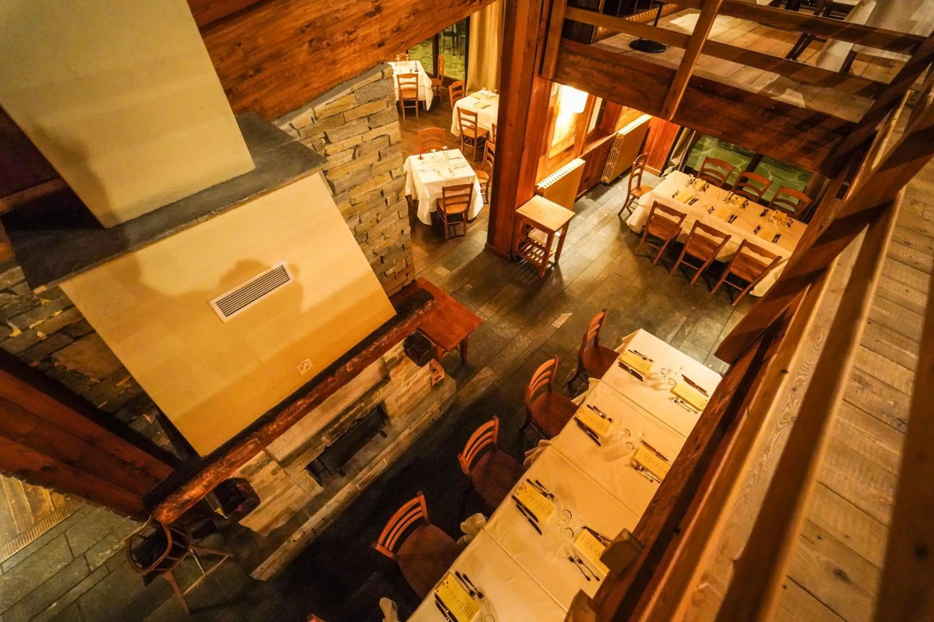 Restaurant/places to eat in Chaberton Lodge & Spa