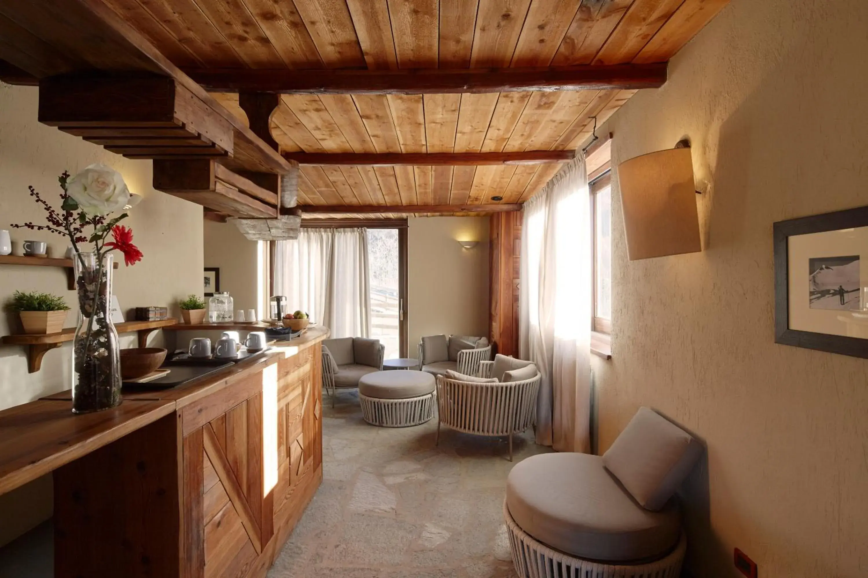 Lounge or bar in Chaberton Lodge & Spa Lounge or bar in Chaberton Lodge & Spa